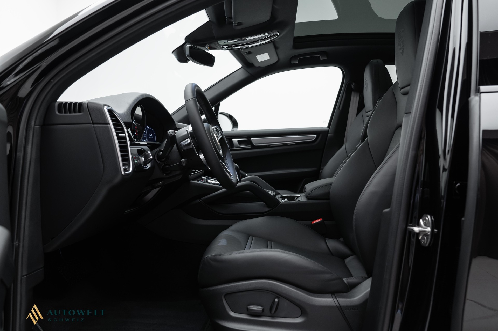 PORSCHE Cayenne E-Hybrid Platinum Edition-image-6