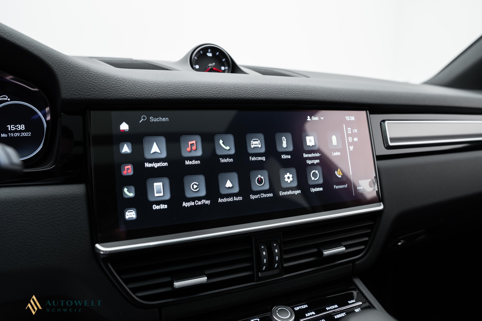 PORSCHE Cayenne E-Hybrid Platinum Edition-image-9