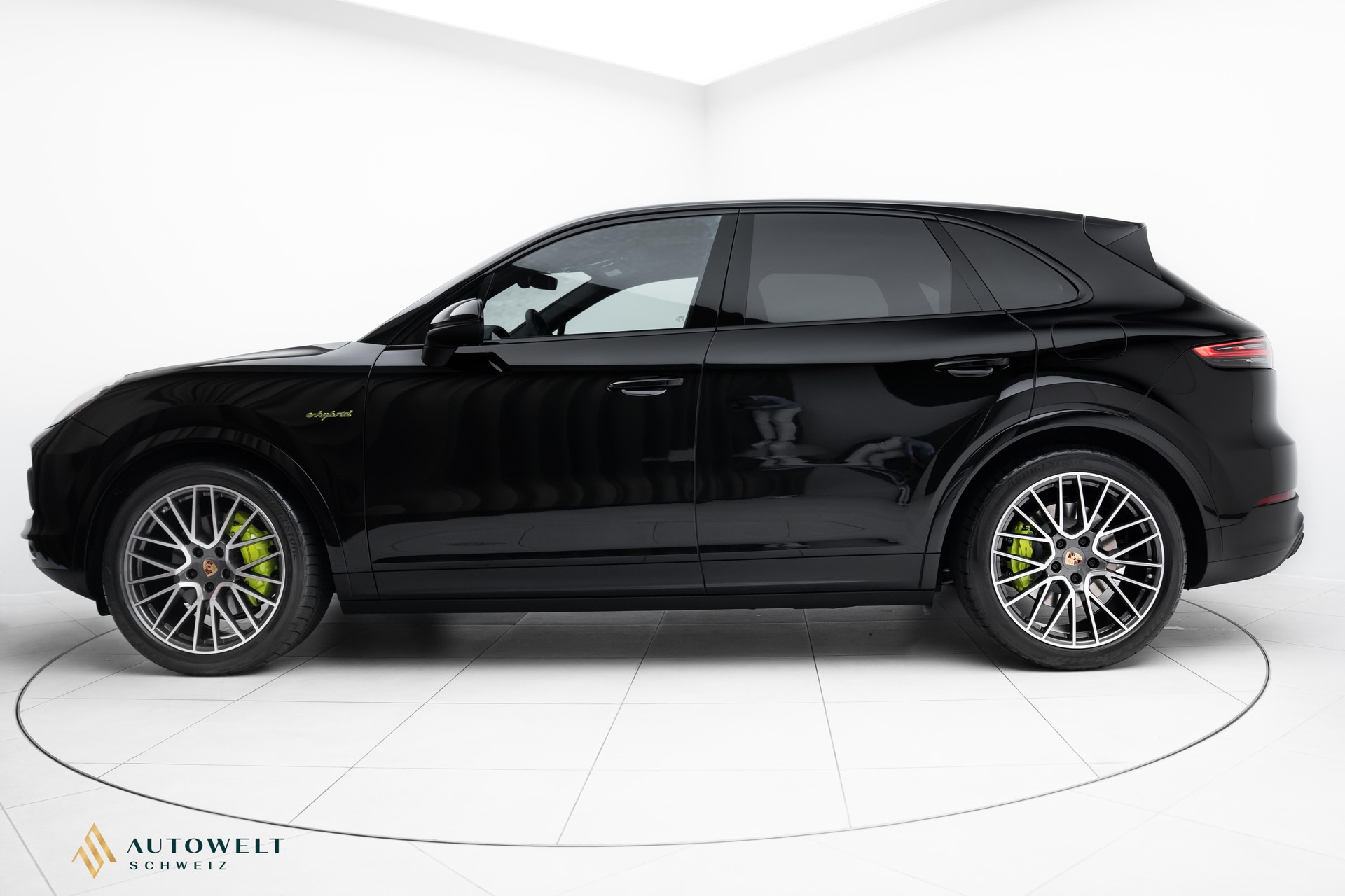PORSCHE Cayenne E-Hybrid Platinum Edition-image-1