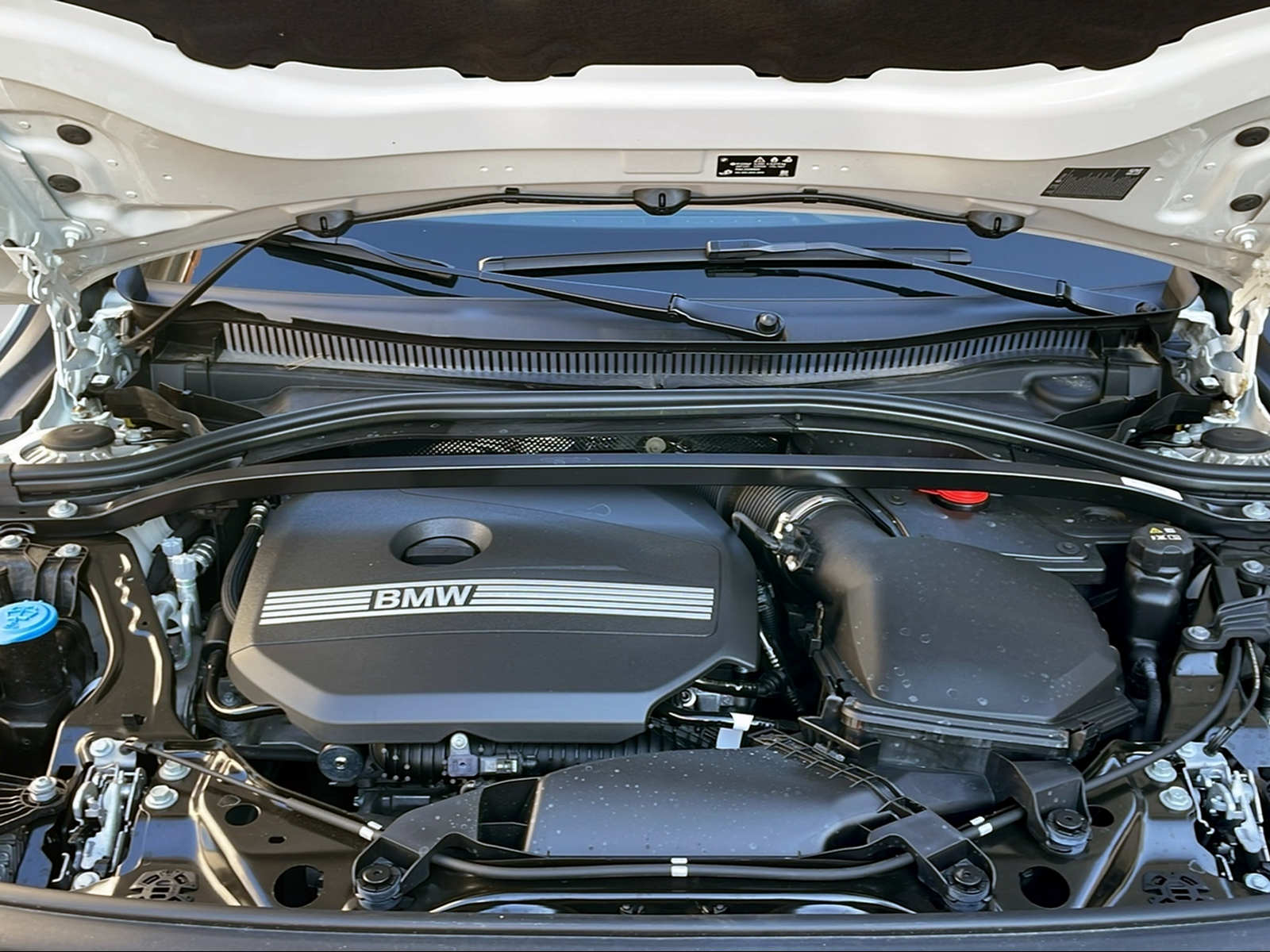 BMW 120i M Sport Pro Steptronic-image-10