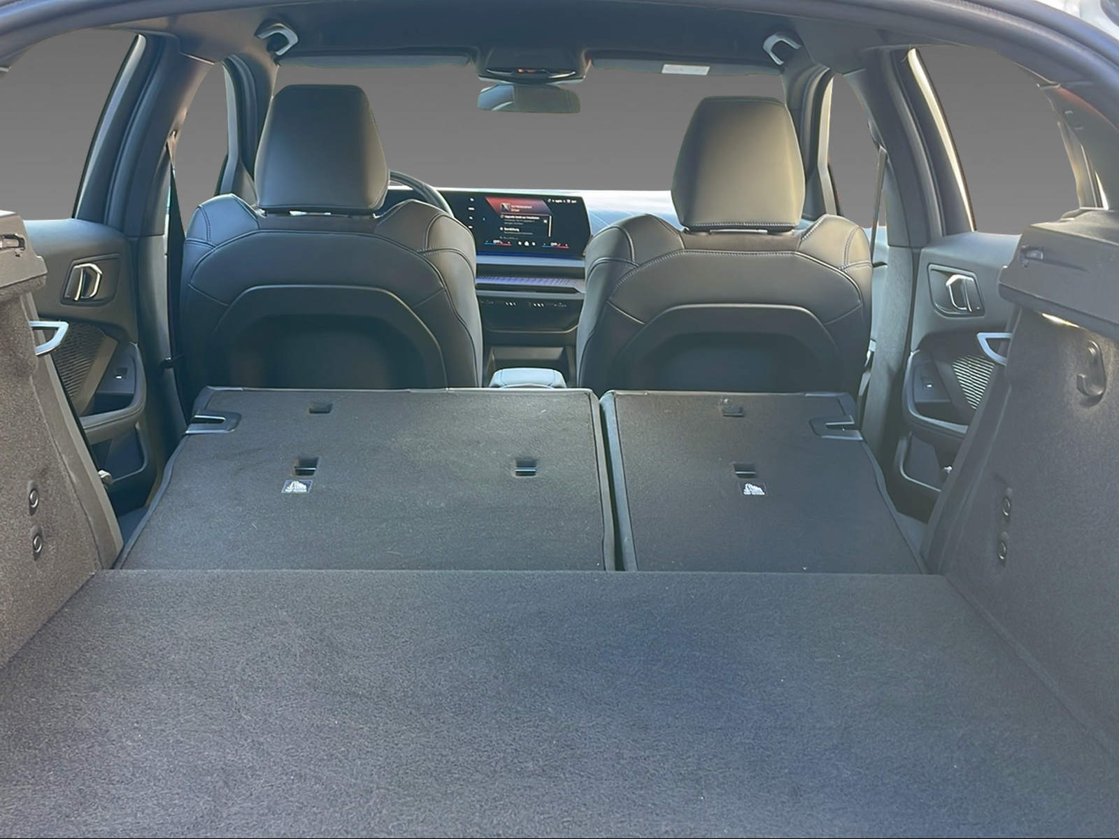 BMW 120i M Sport Pro Steptronic-image-9
