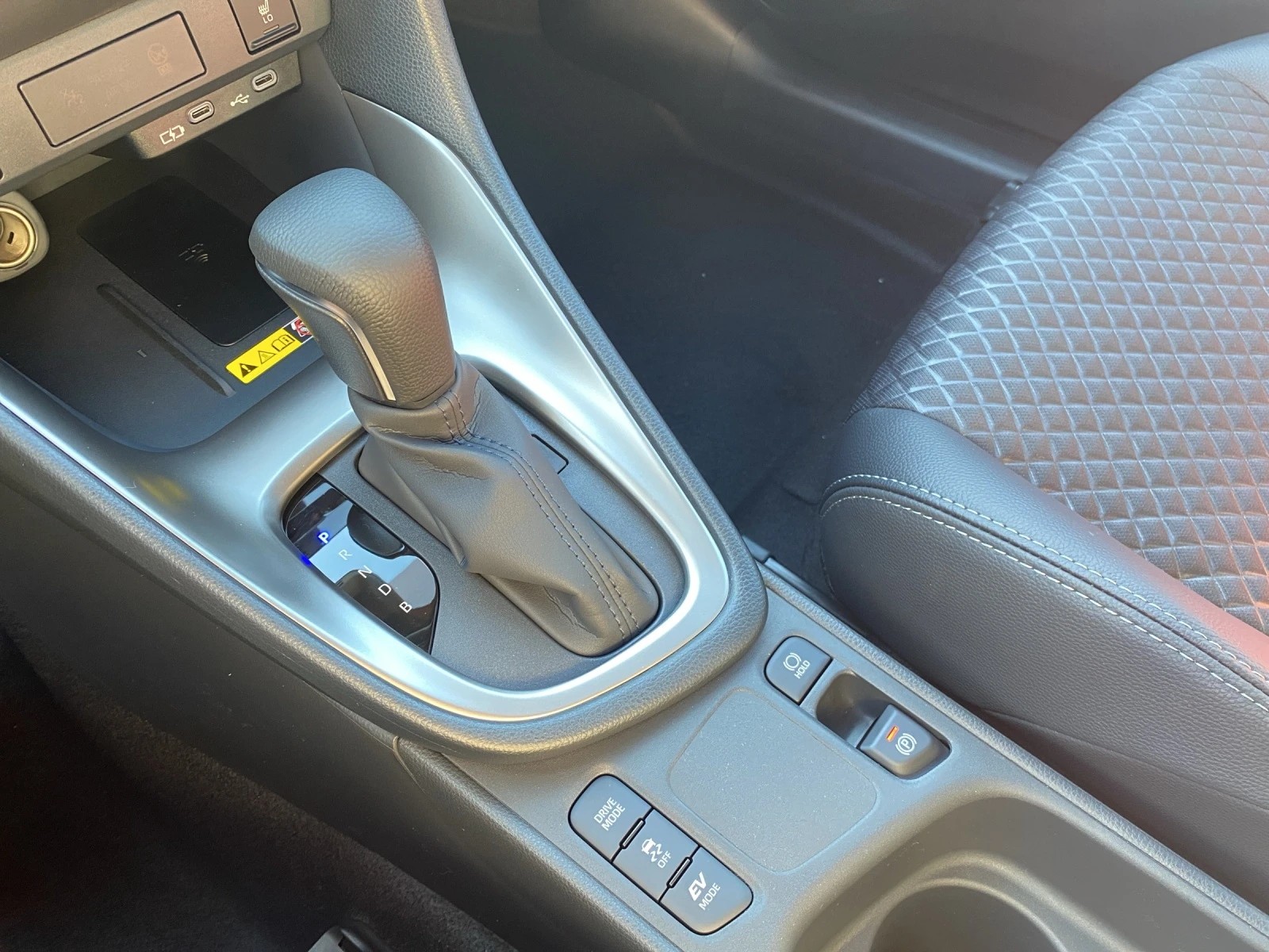 MAZDA 2 Hybrid Homura-image-7