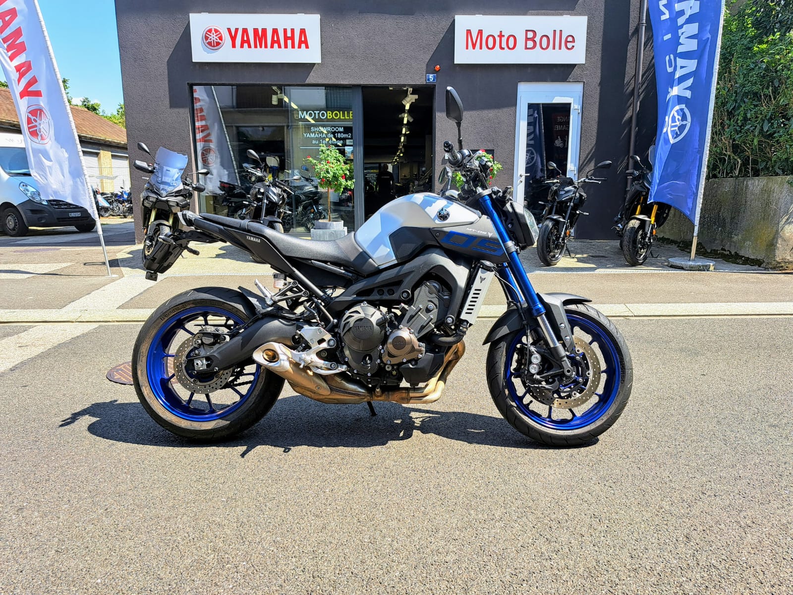 YAMAHA MT-09 ABS