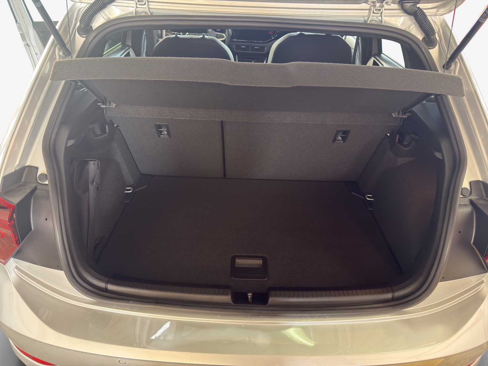 VW Polo 1.0 TSI Style Edition 50 DSG-image-12