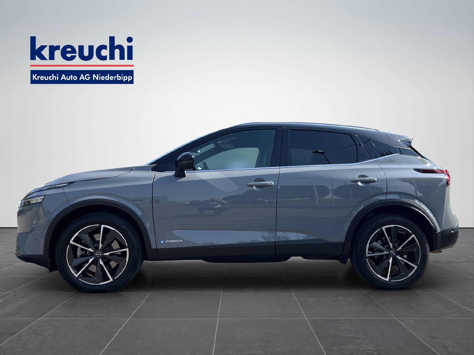 NISSAN Qashqai 1.5 VC-T Tekna-showroom-element-2