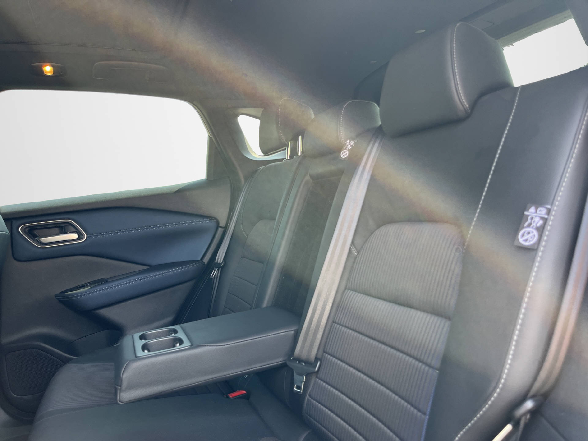 NISSAN Qashqai 1.5 VC-T Tekna-image-11