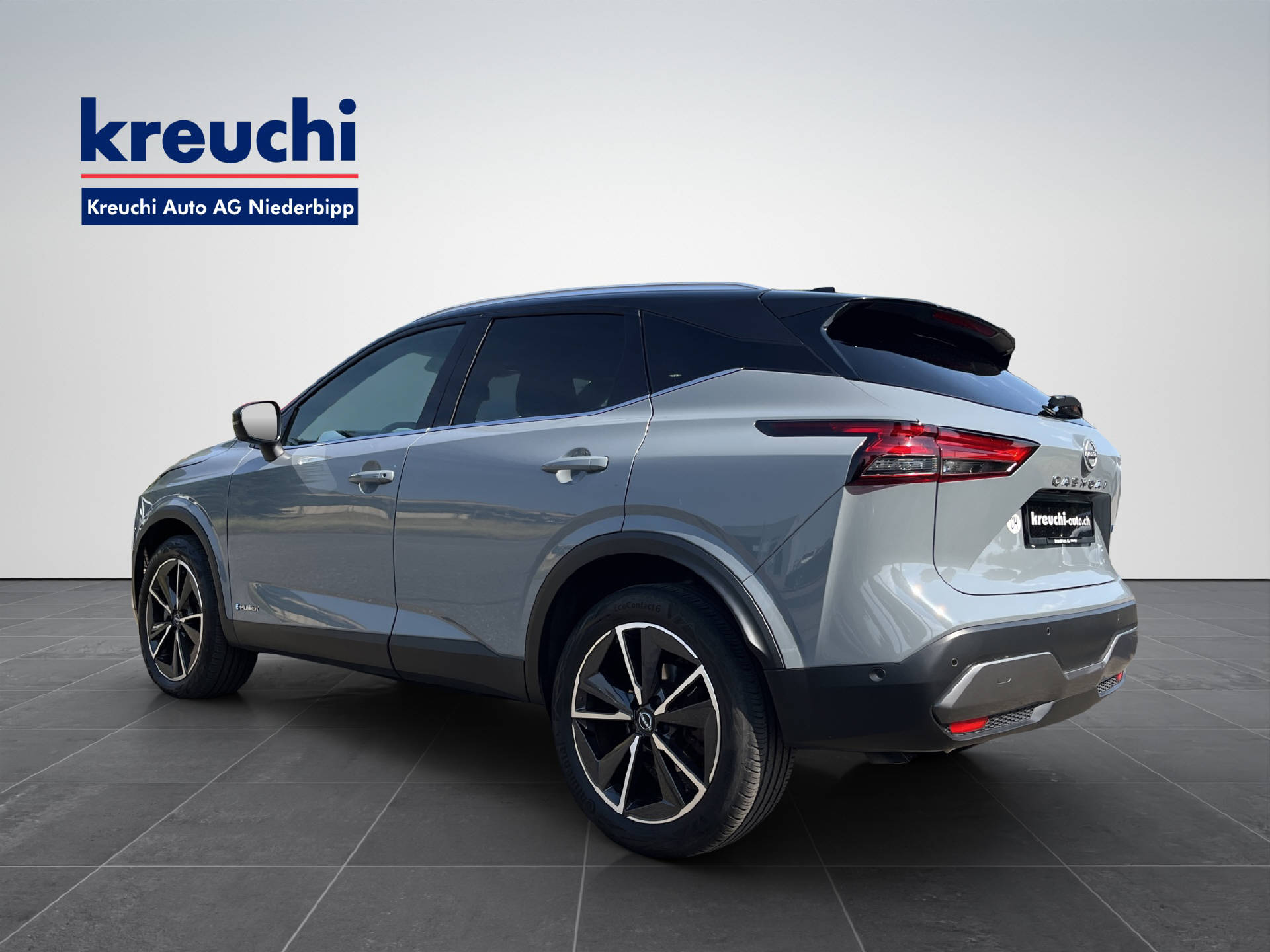 NISSAN Qashqai 1.5 VC-T Tekna-showroom-element-3