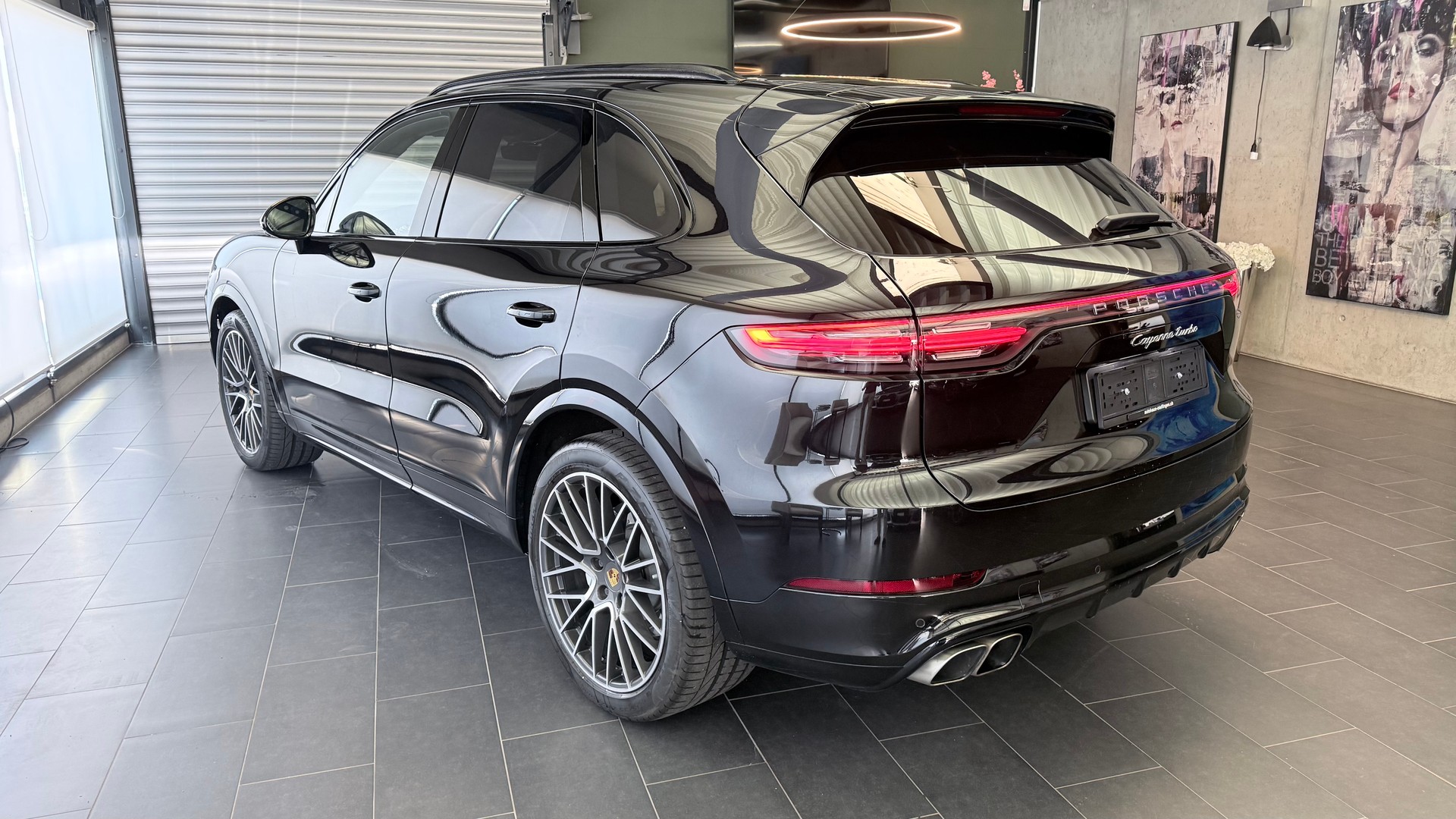 PORSCHE Cayenne 4.0 V8 Turbo-image-18