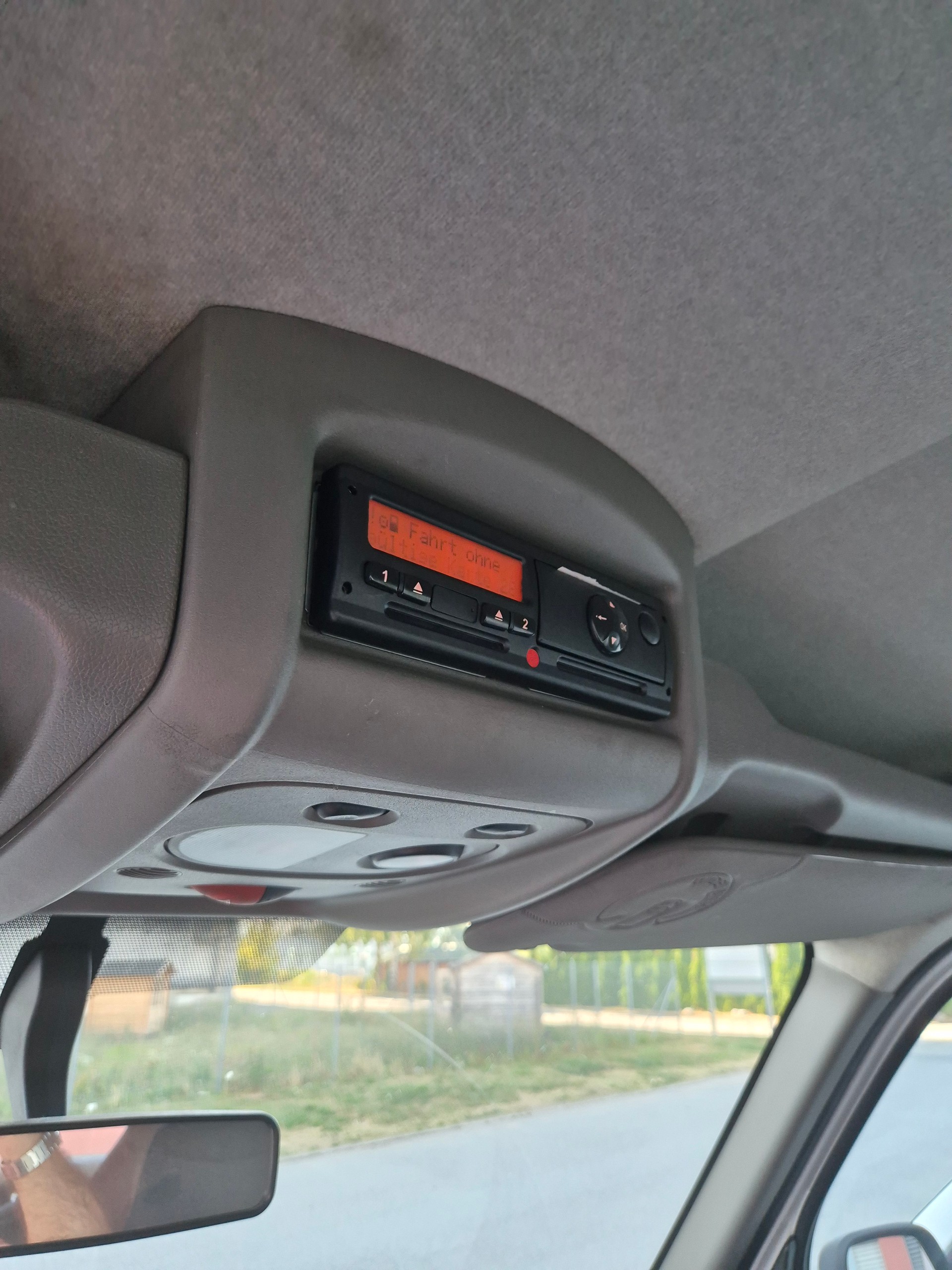 RENAULT Master dci165-image-9