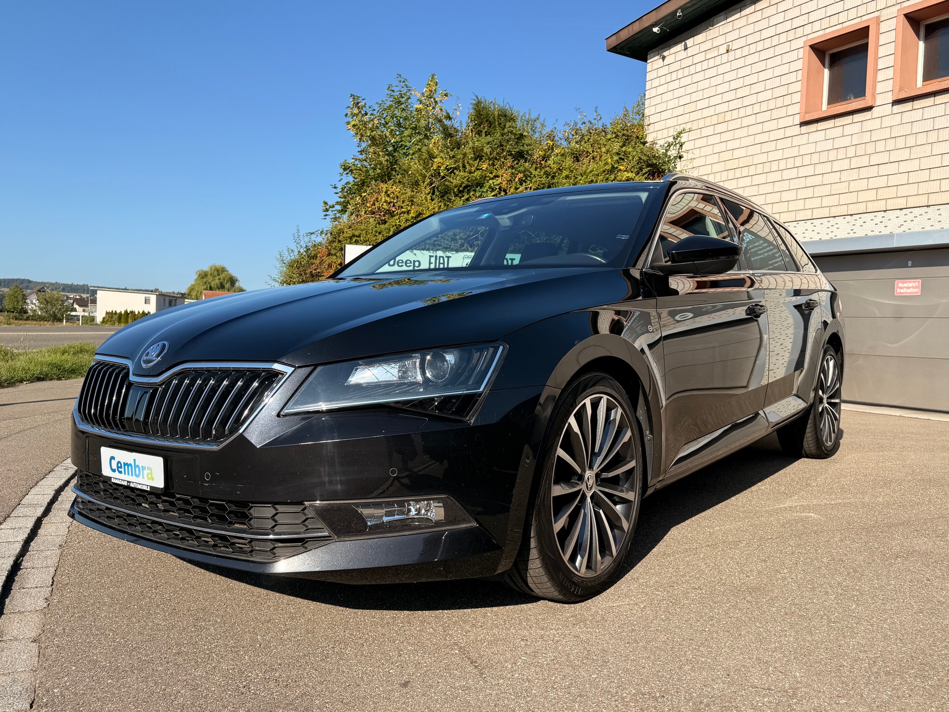 SKODA Superb Combi 2.0 TDi Style 4x4 DSG-image-4