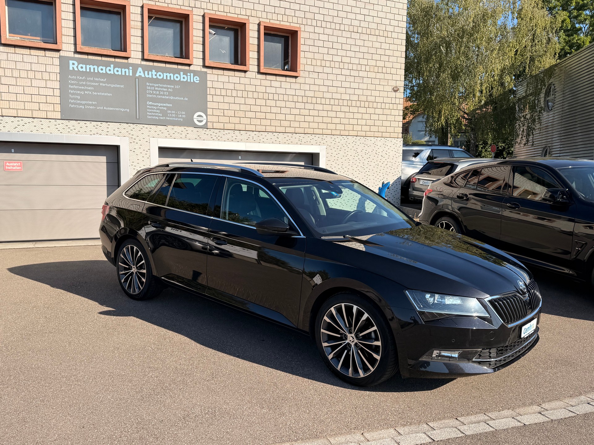 SKODA Superb Combi 2.0 TDi Style 4x4 DSG-image-1