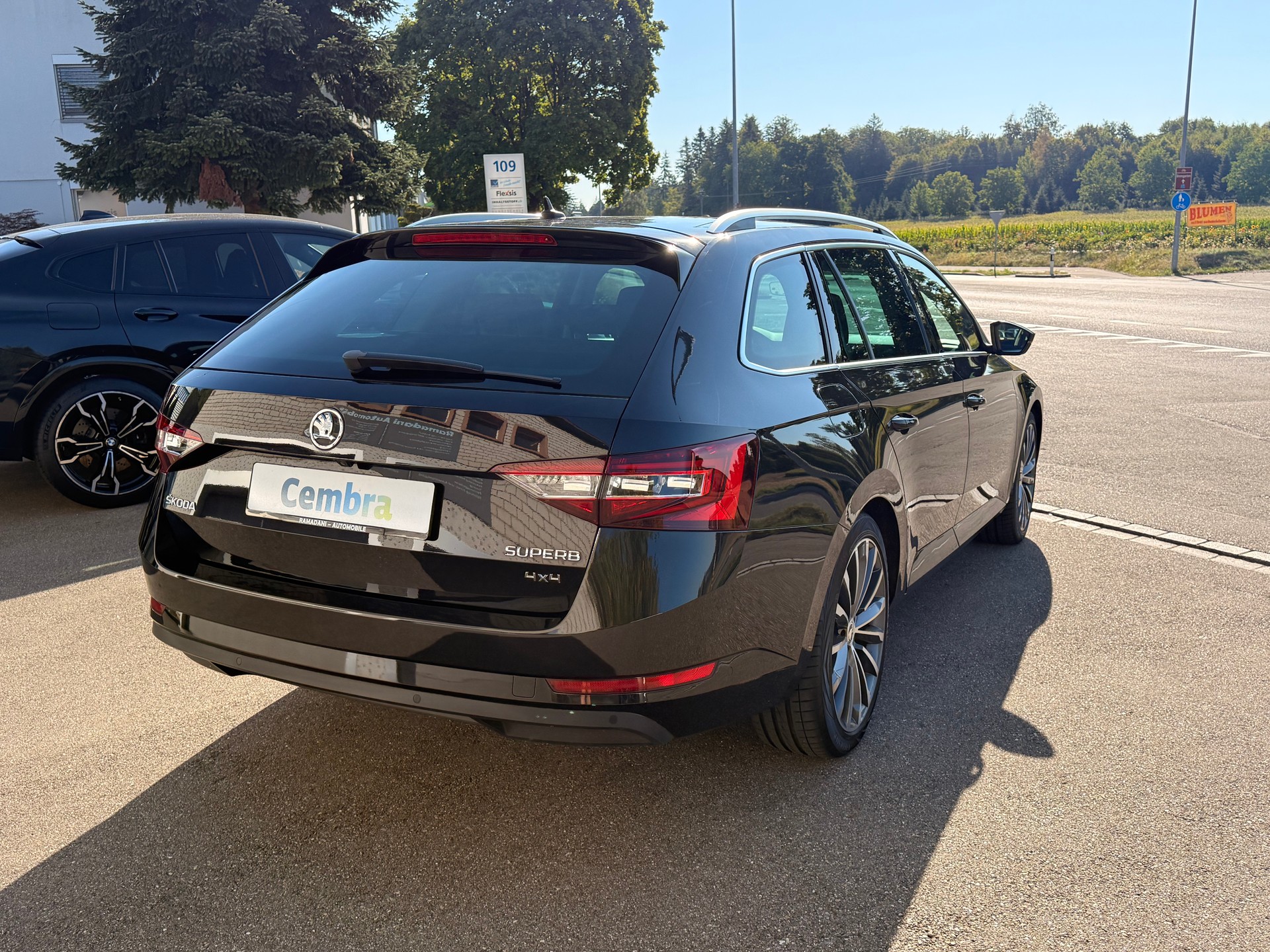 SKODA Superb Combi 2.0 TDi Style 4x4 DSG-image-2