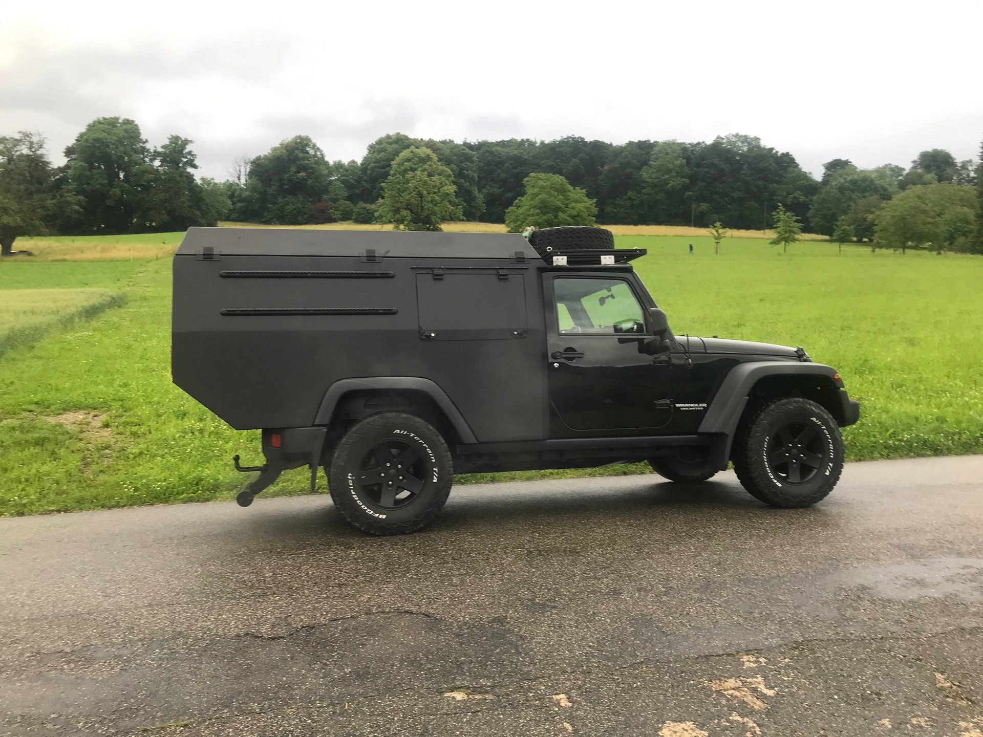JEEP 3.8 Rubicon OFFROAD CAMPER-image-2
