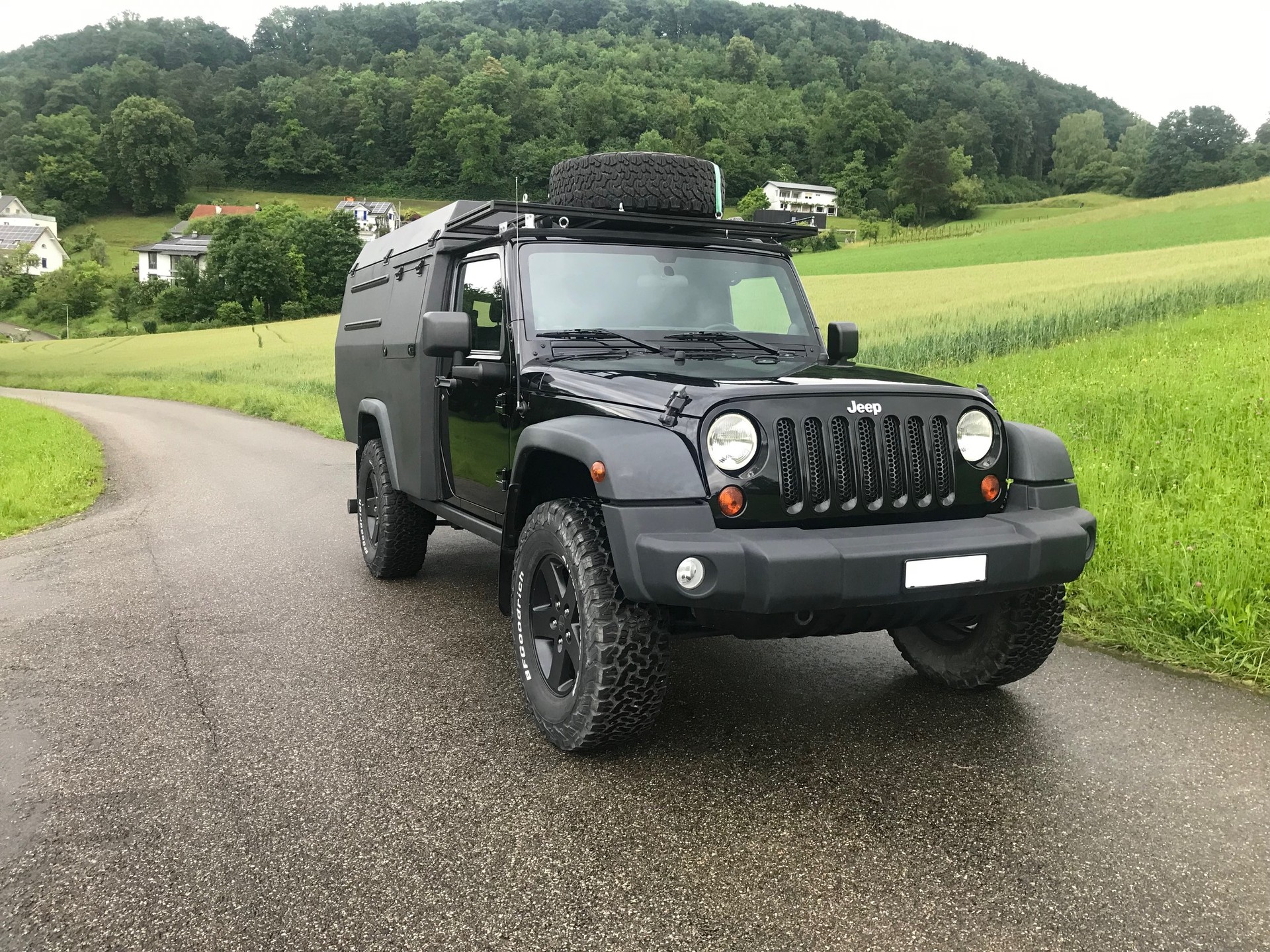 JEEP 3.8 Rubicon OFFROAD CAMPER-image-3