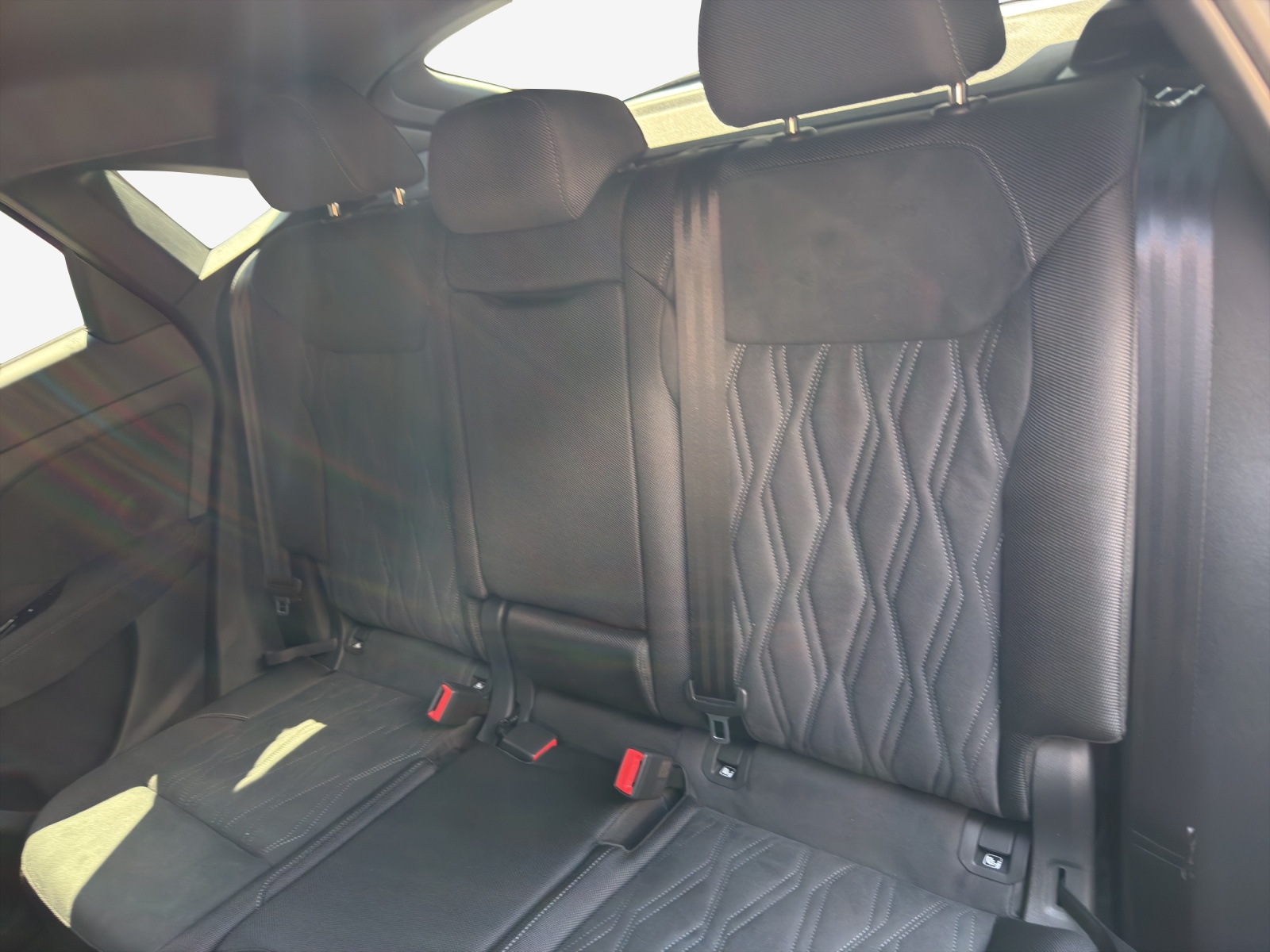 AUDI Q3 Sportback TFSI quattro 195 kW S tronic-image-11