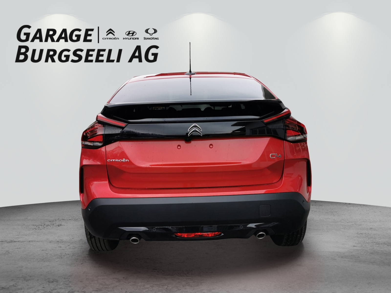 CITROEN C4 1.2 Pure Tech Shine EAT8-image-4
