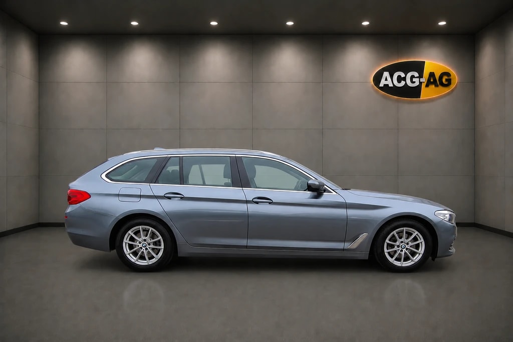 BMW 520d xDrive Touring Steptronic ** Voll-Leder ** Gr-Navi ** RF-Kamera ** PDC V+H ** Sitzheizung ** Frisch Ab MFK & Service **-image-5