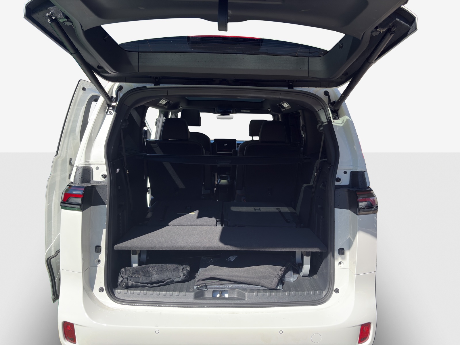 VW ID.Buzz NWB GTX 4 Motion-image-12
