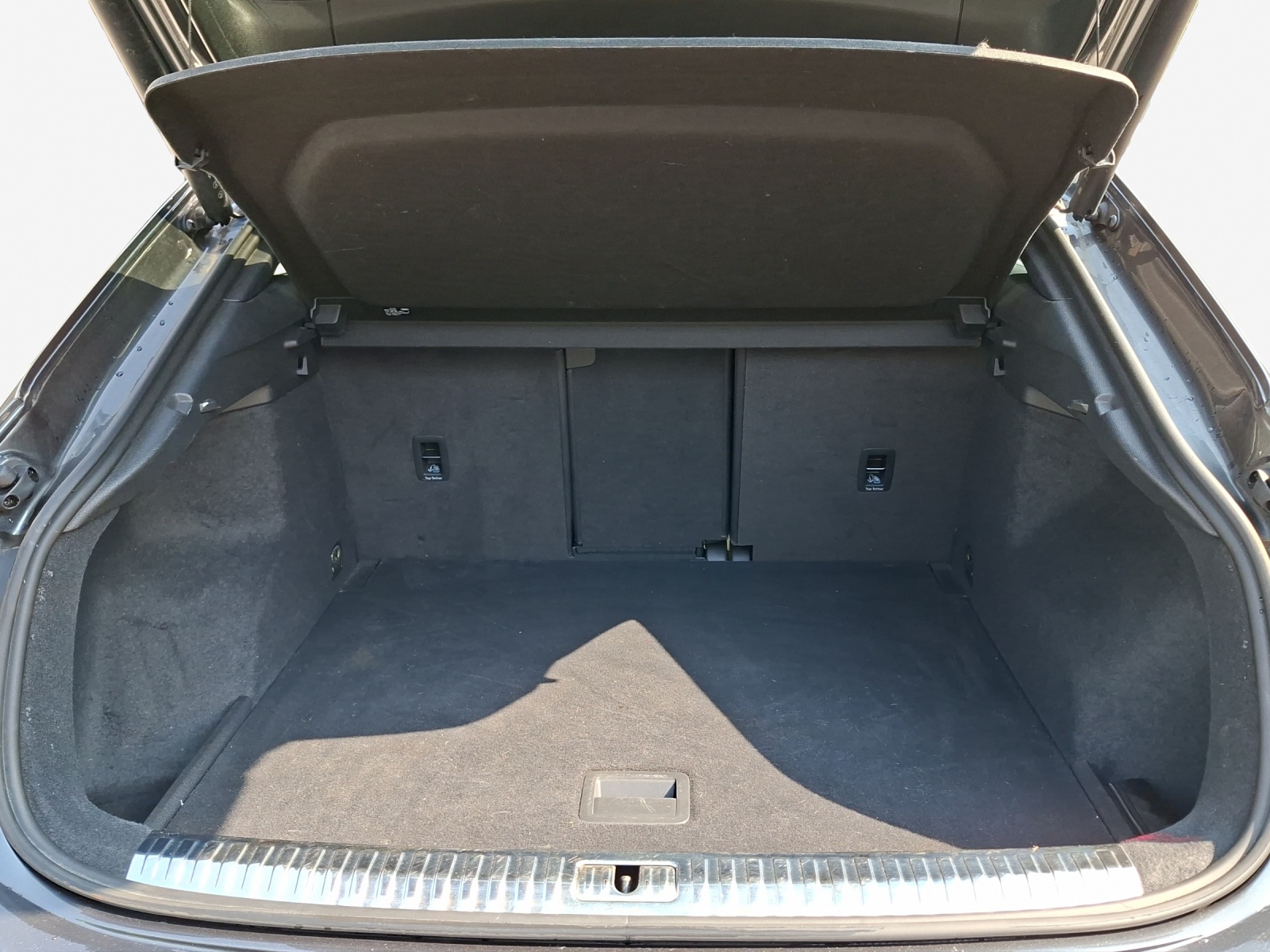 AUDI Q3 35 TFSI S line Attraction S-tronic-image-12