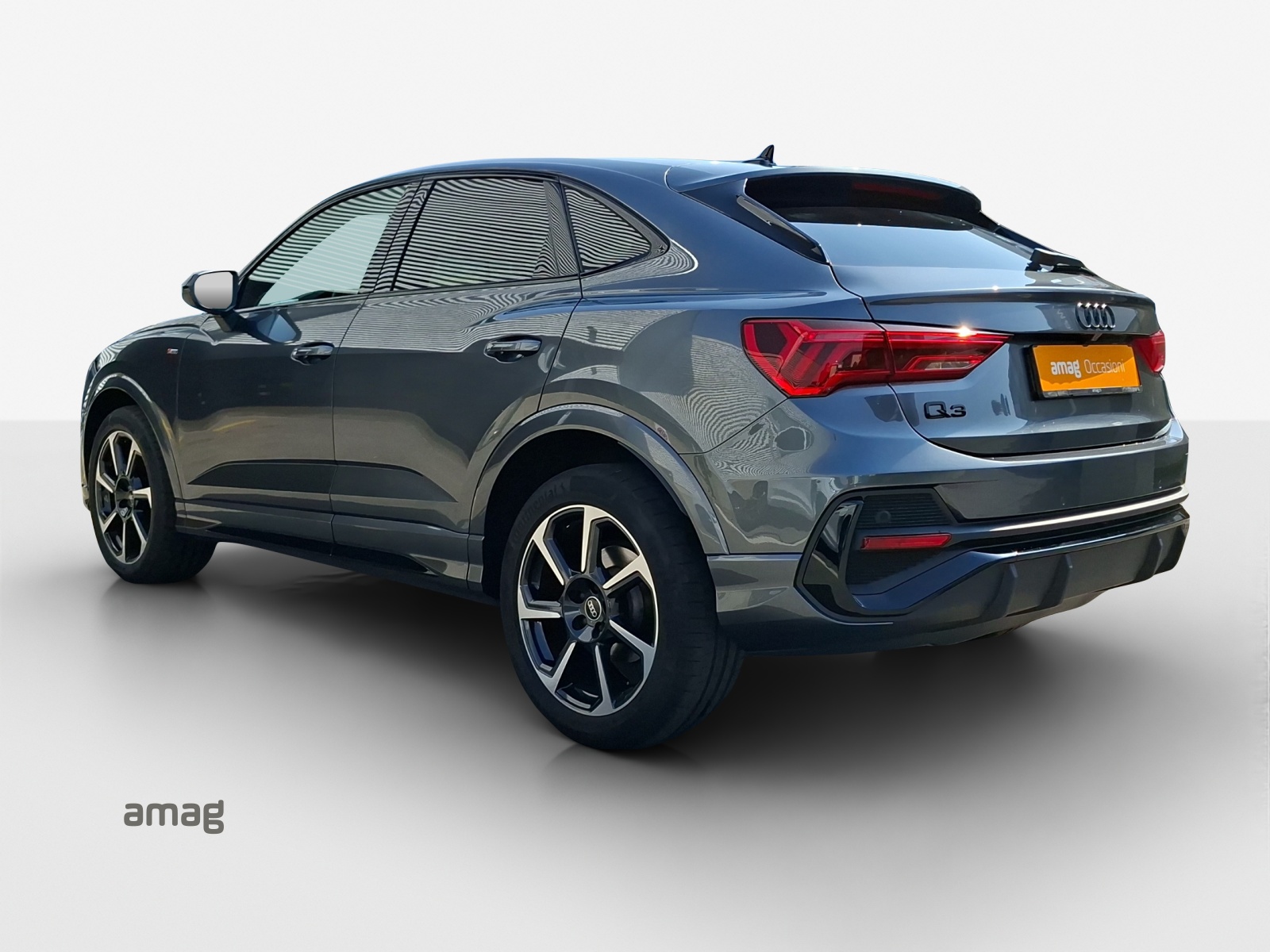 AUDI Q3 35 TFSI S line Attraction S-tronic-image-2