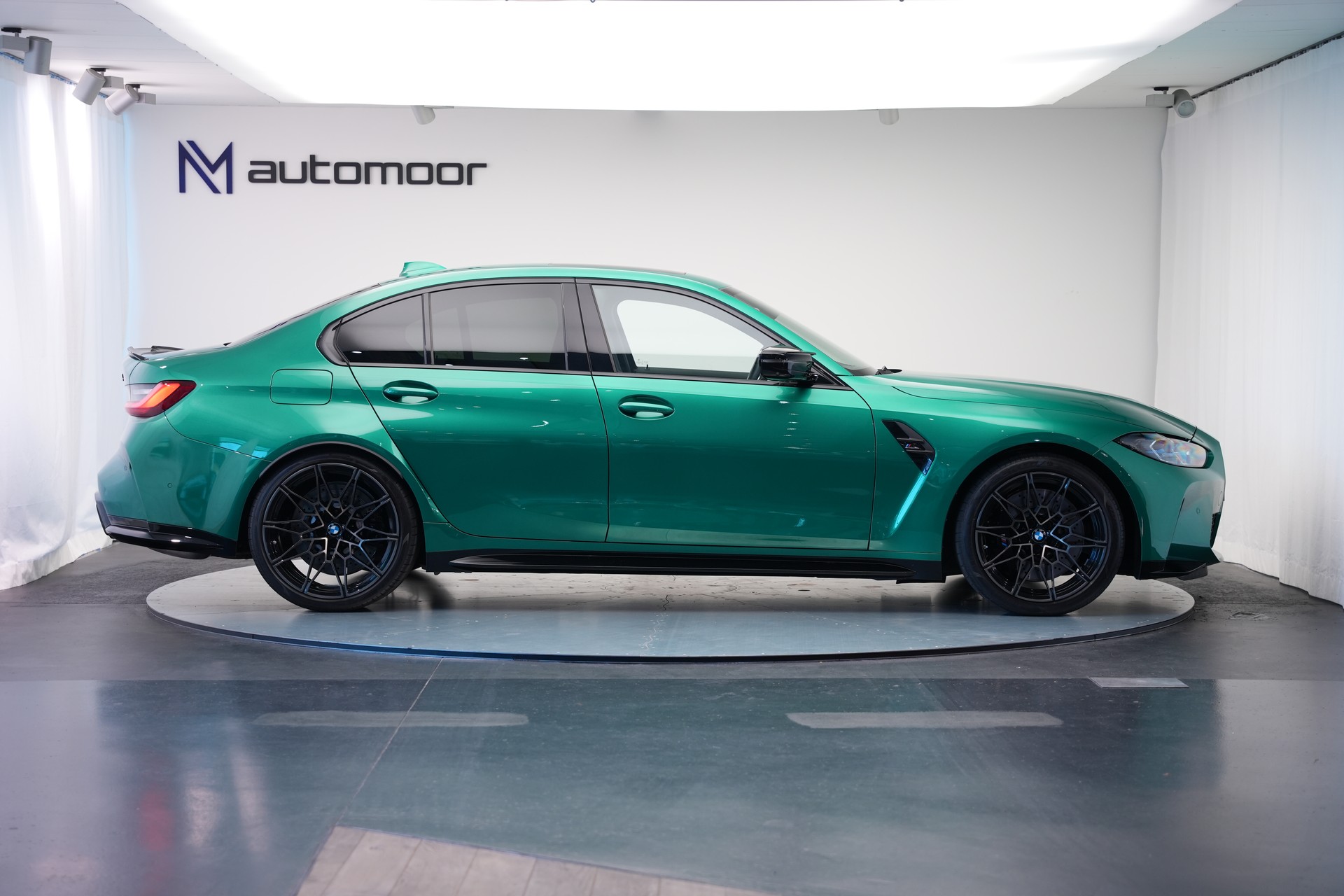 BMW M3 Competition M xDrive *CH-Fahrzeug*-showroom-element-3