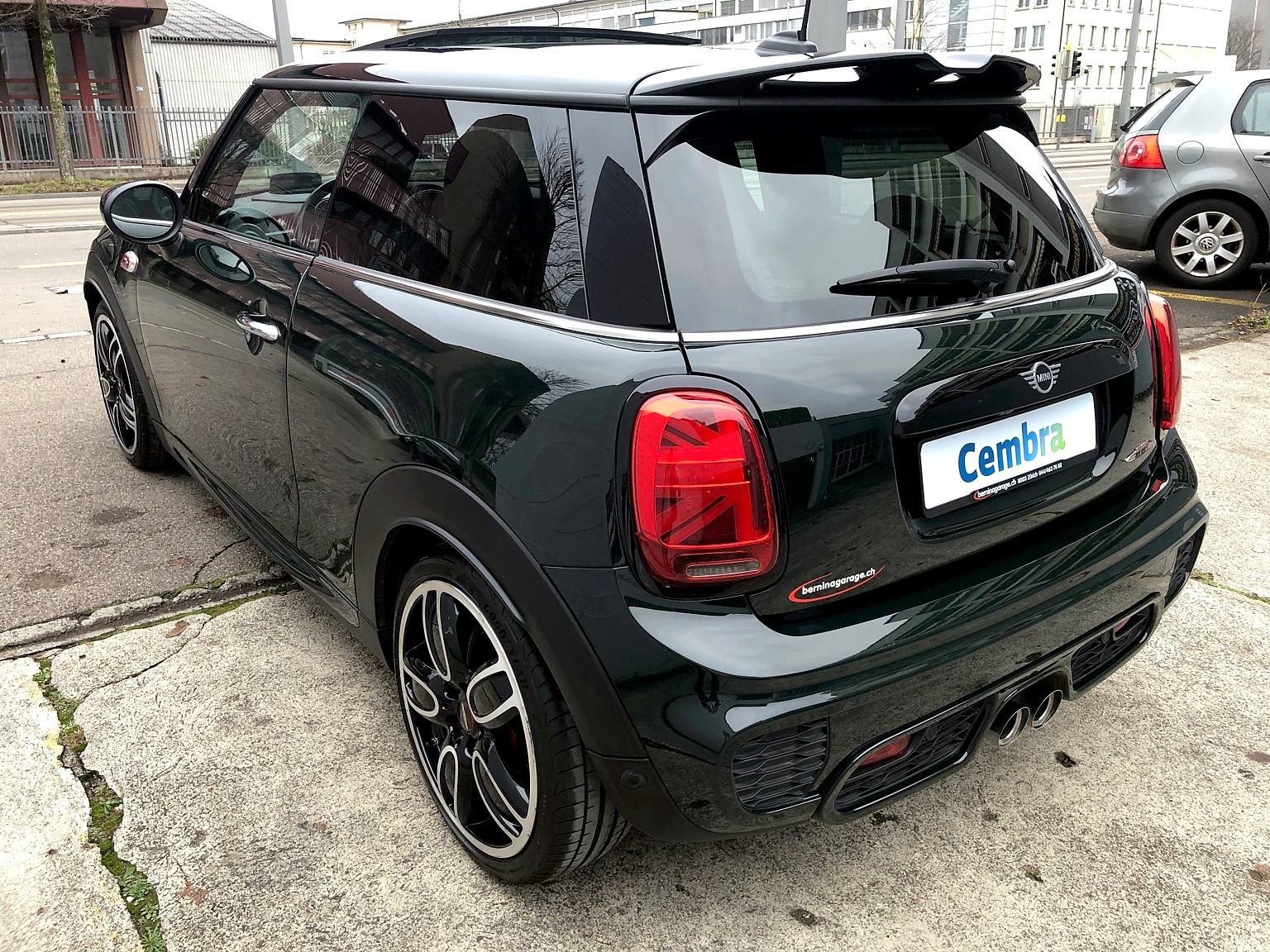 MINI Cooper JCW John Cooper Works SAG-showroom-element-3