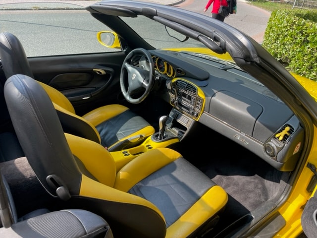 PORSCHE 3.4 Carrera-image-4