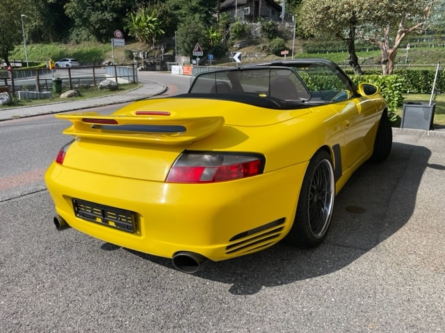 PORSCHE 3.4 Carrera-image-2