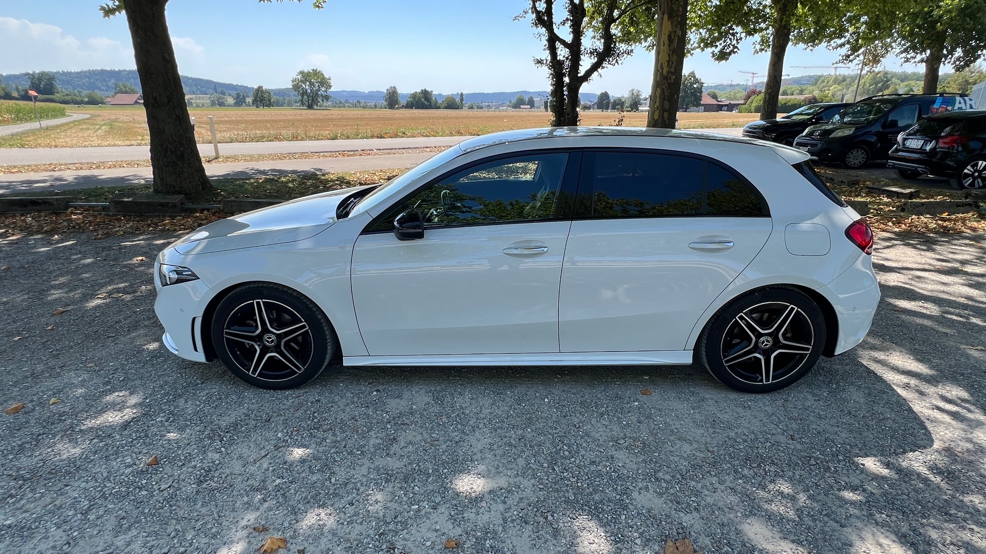 MERCEDES-BENZ A 200 AMG Line-image-3