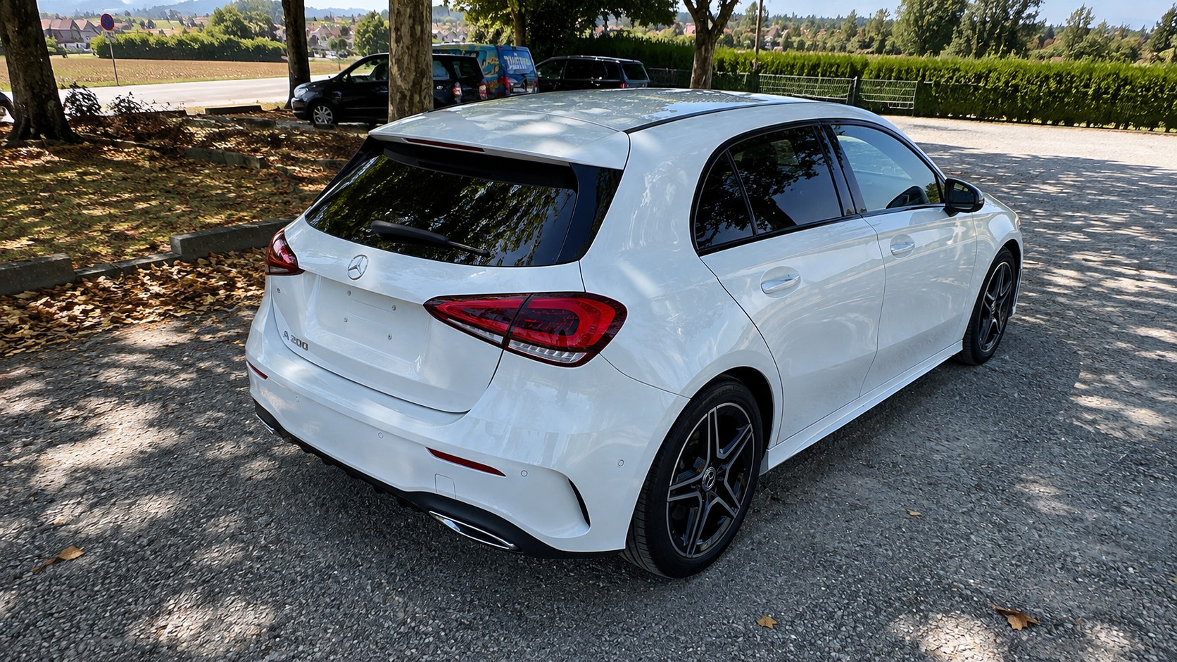 MERCEDES-BENZ A 200 AMG Line-image-2