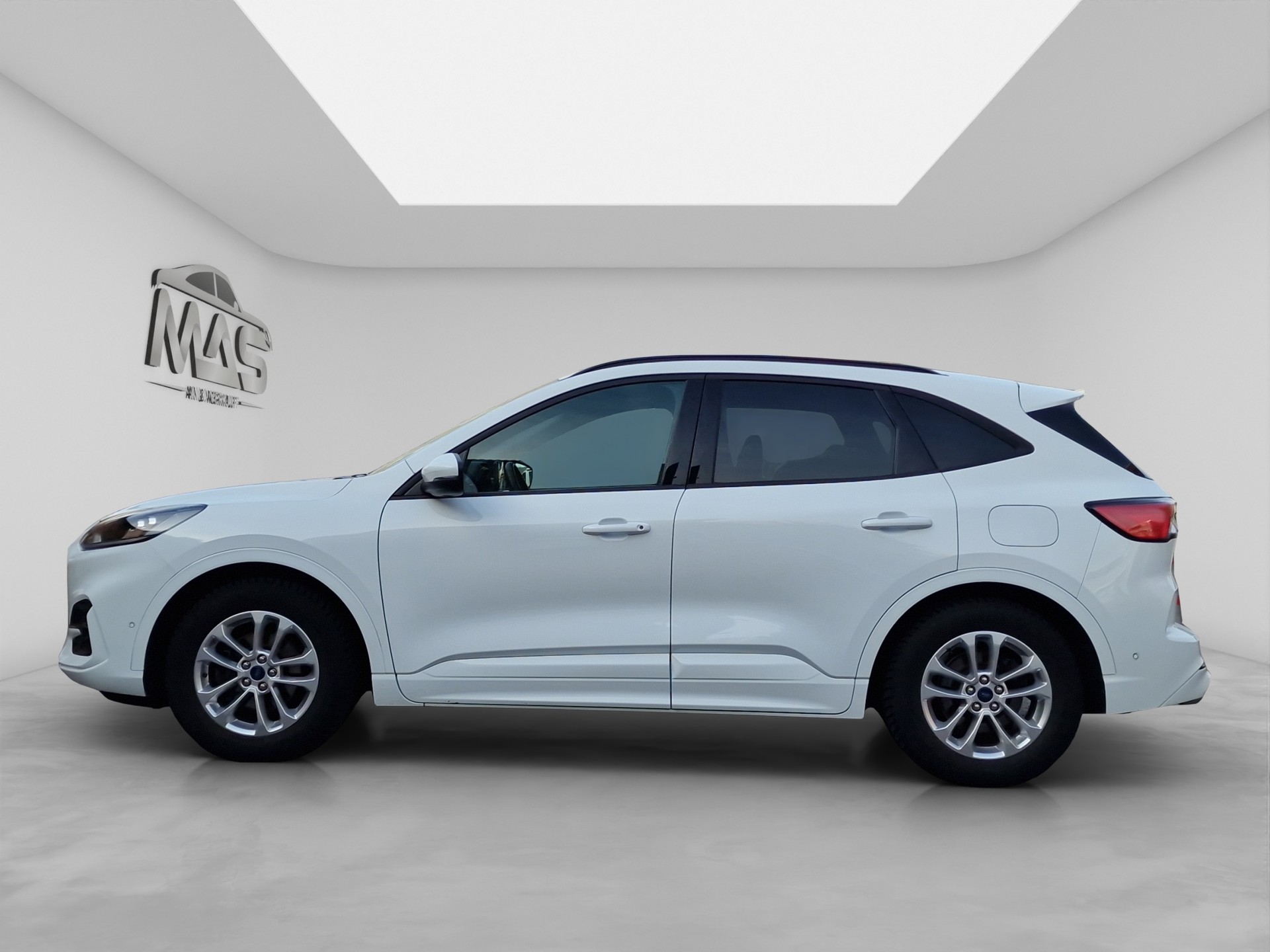 FORD Kuga 1.5 TDCi Titanium 2WD Automat-image-2