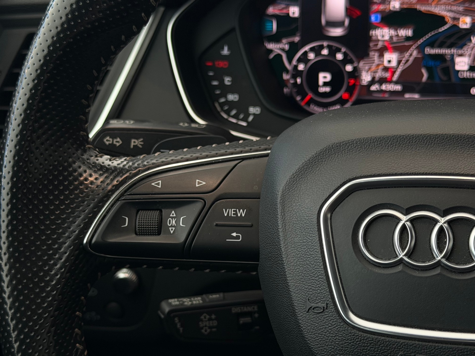 AUDI Q5 2.0 TFSI sport quattro S-tronic **TOP Ausstattung**-image-27