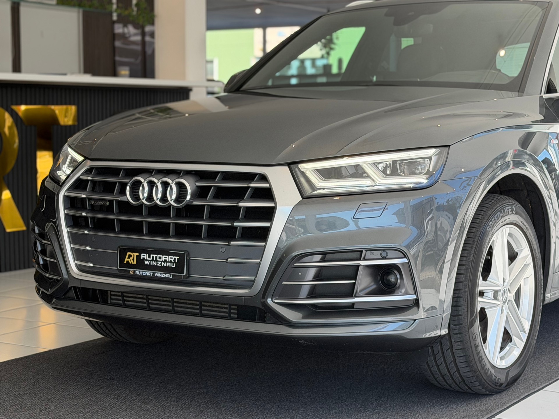 AUDI Q5 2.0 TFSI sport quattro S-tronic **TOP Ausstattung**-showroom-element-1