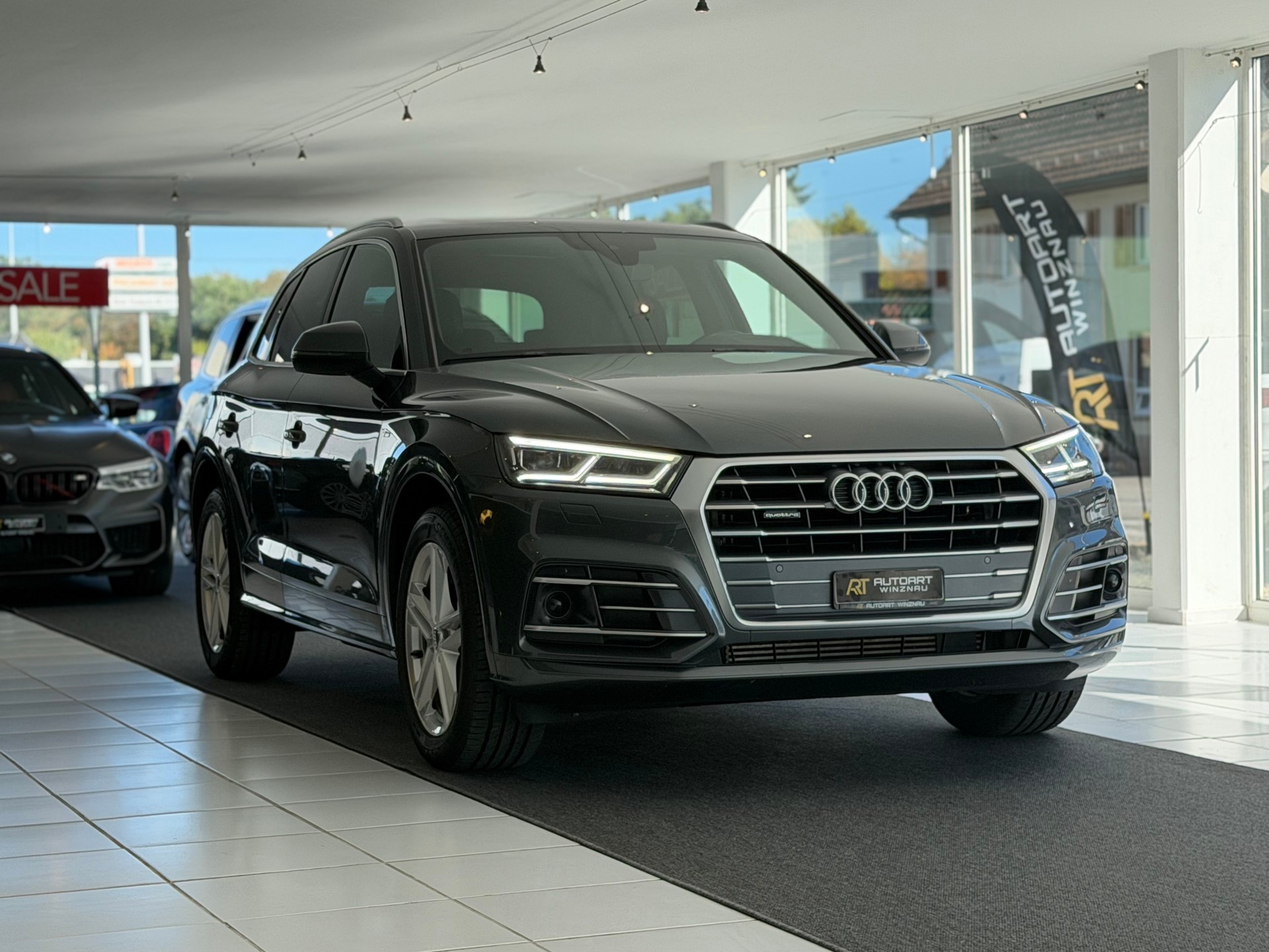 AUDI Q5 2.0 TFSI sport quattro S-tronic **TOP Ausstattung**-showroom-element-2