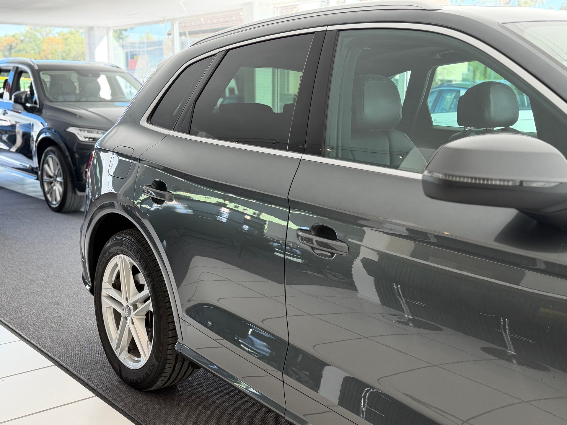 AUDI Q5 2.0 TFSI sport quattro S-tronic **TOP Ausstattung**-image-5