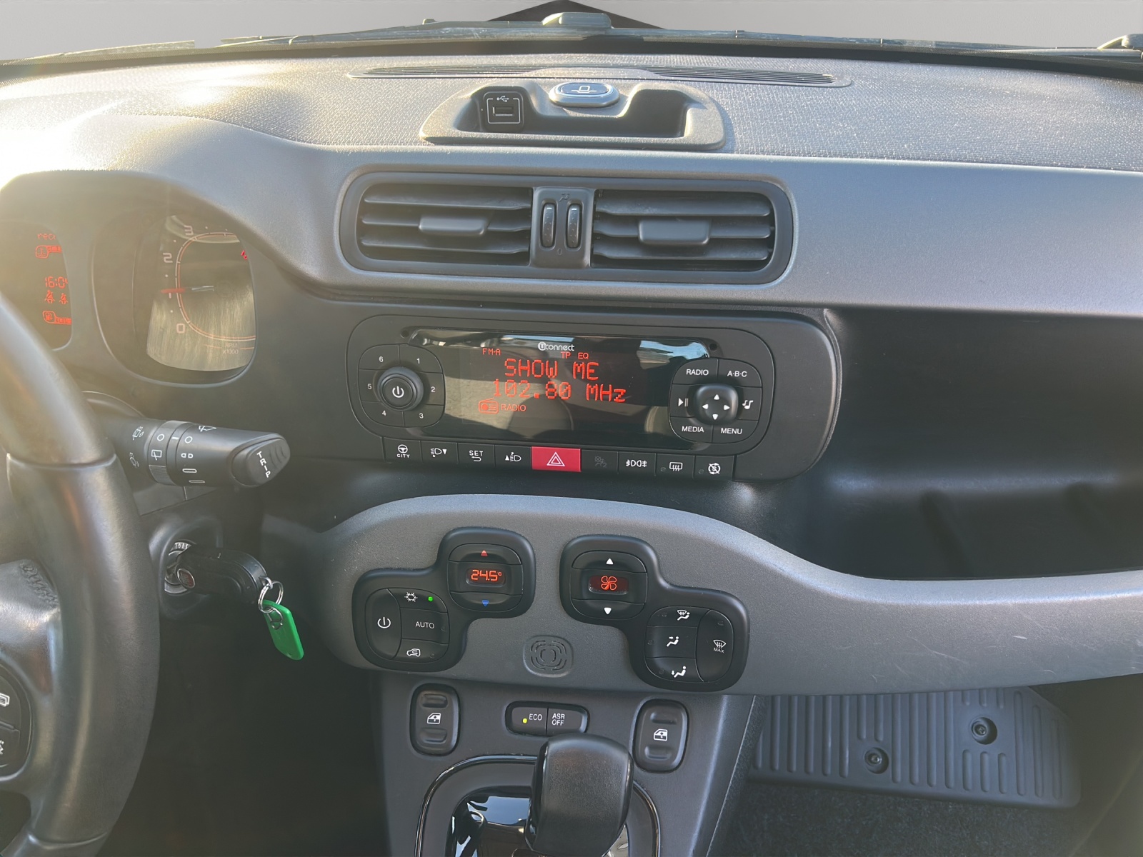 FIAT Panda 0.9 Twinair Turbo Lounge MTA-image-9