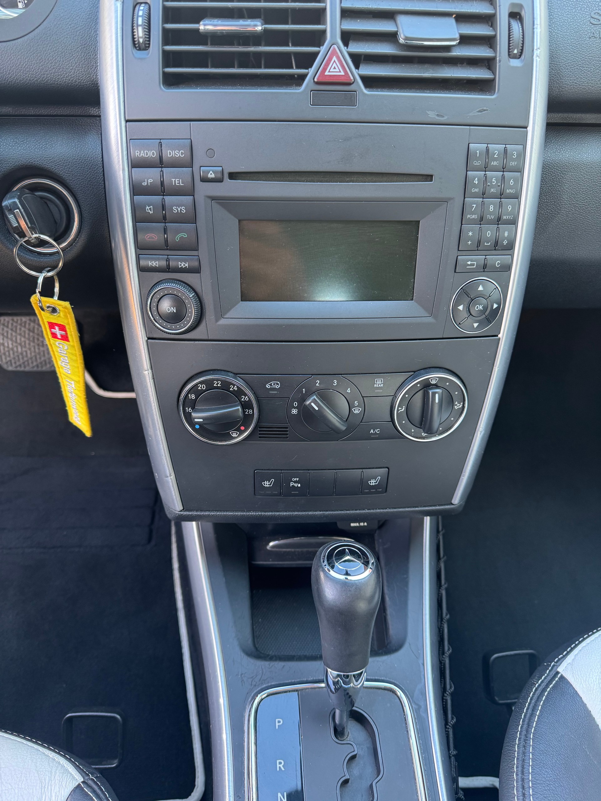 MERCEDES-BENZ A 180 Style Autotronic-image-12