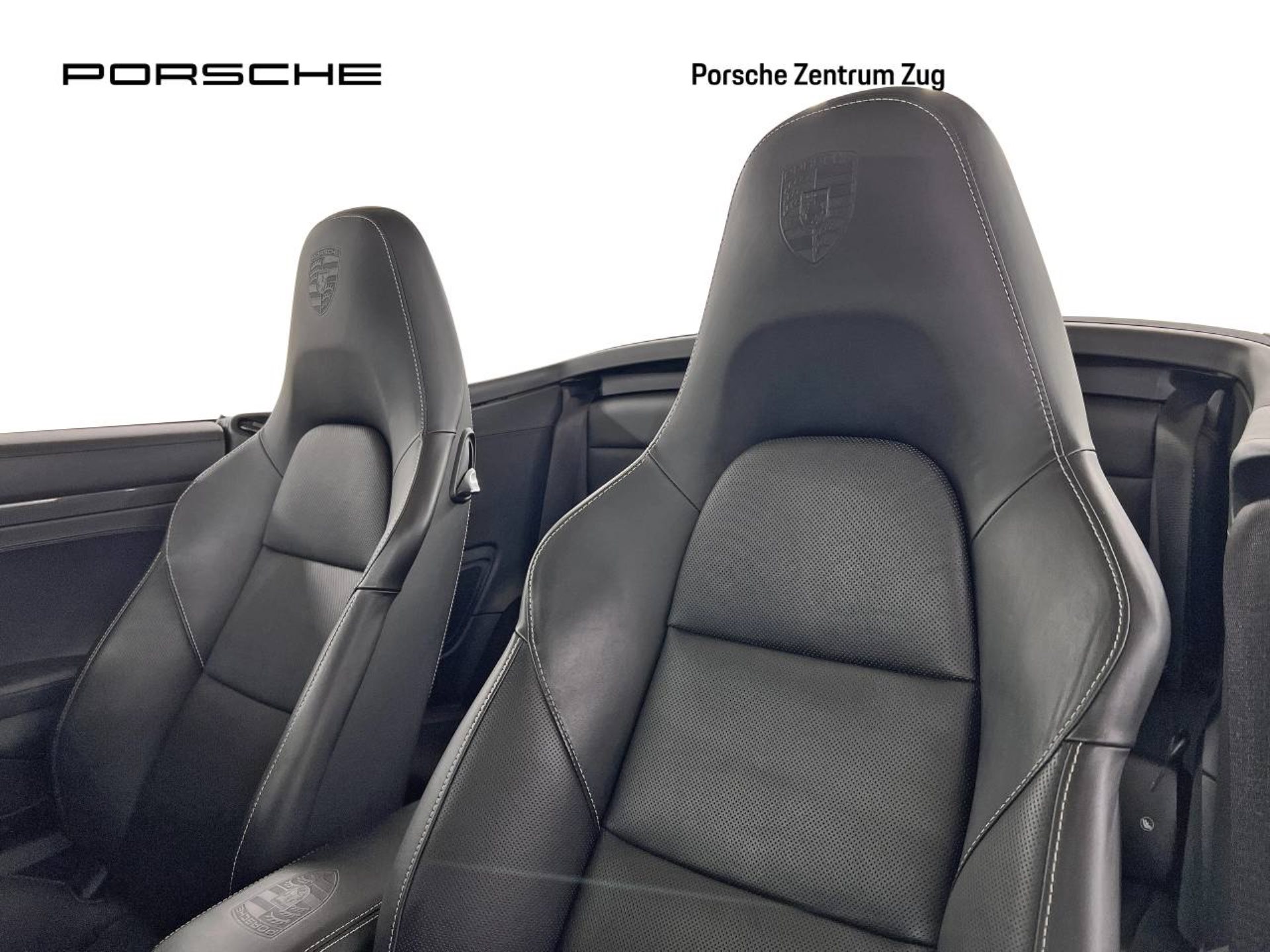 PORSCHE 911 Turbo S Cabriolet-image-4