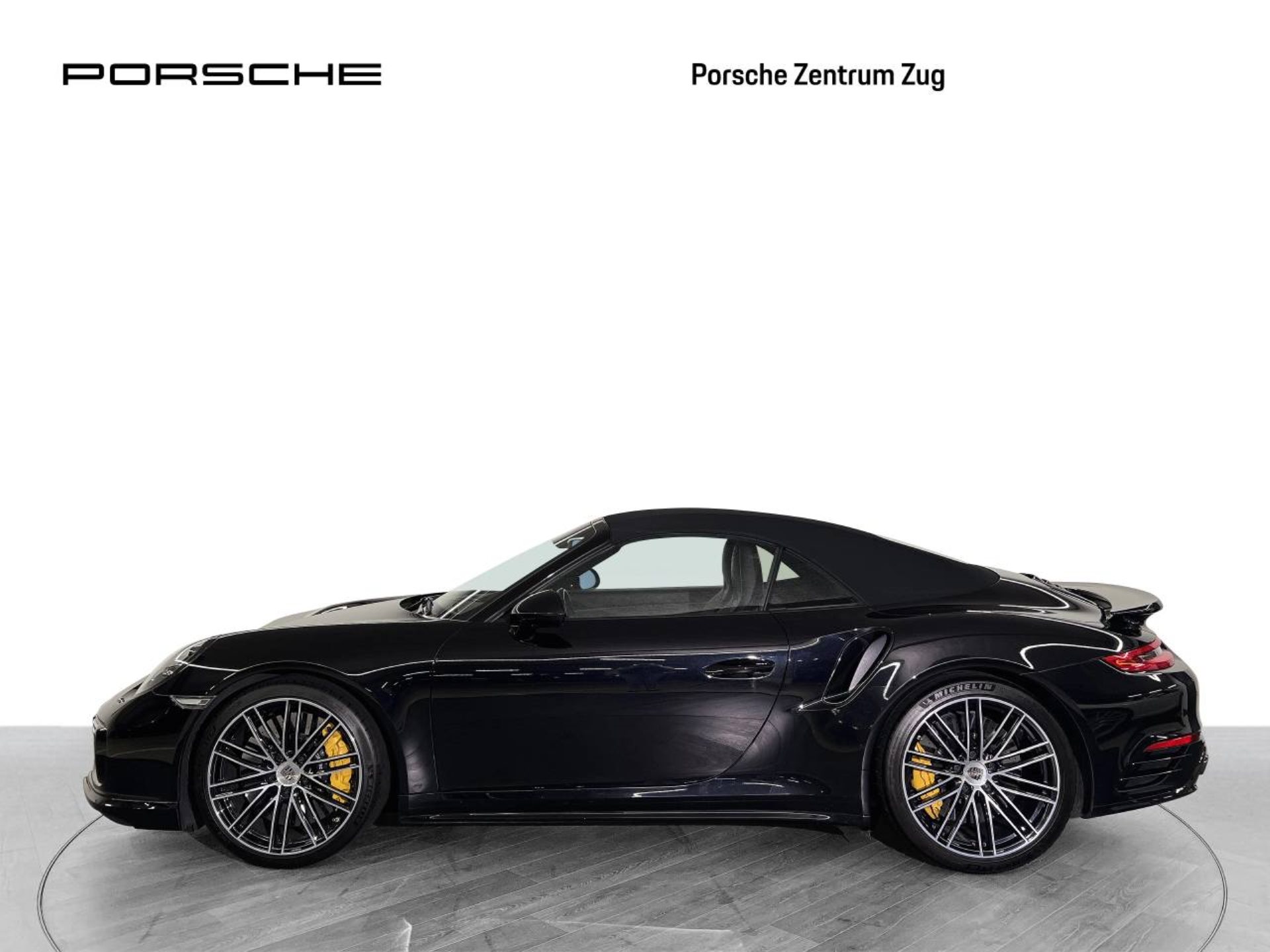 PORSCHE 911 Turbo S Cabriolet-image-10