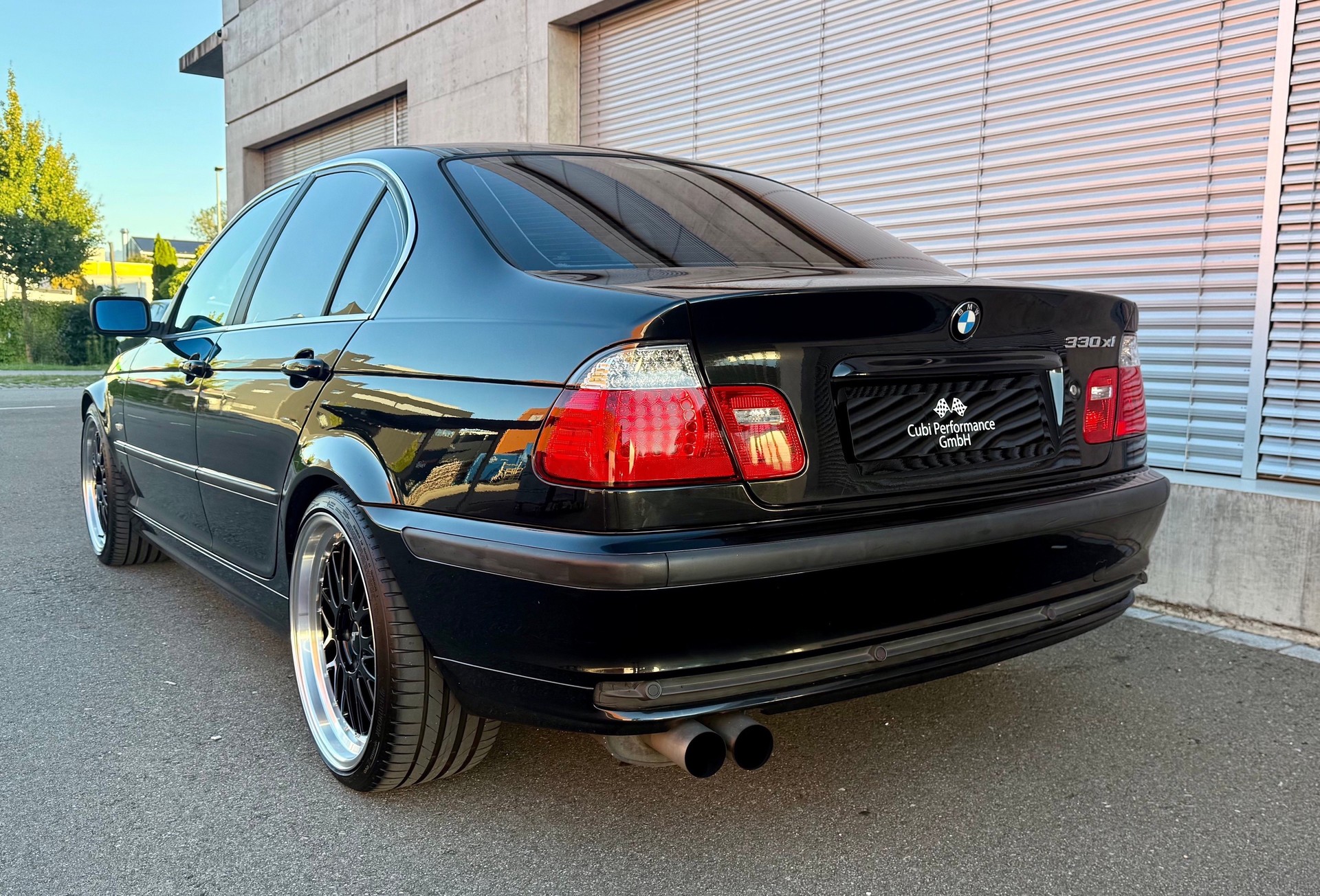 BMW 330xi *Schaltgetriebe*-image-0