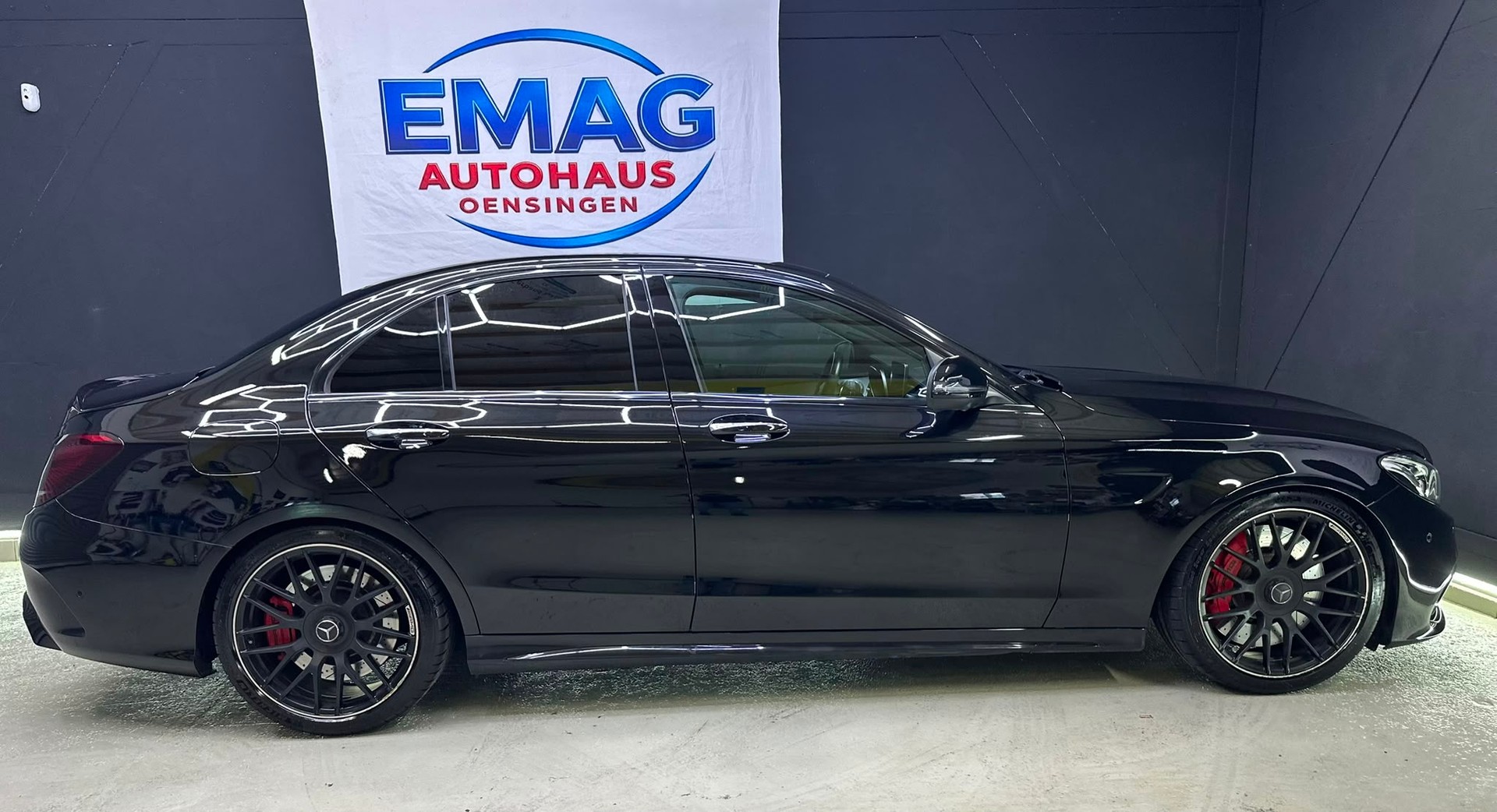MERCEDES-BENZ C 63 S AMG Speedshift-image-9