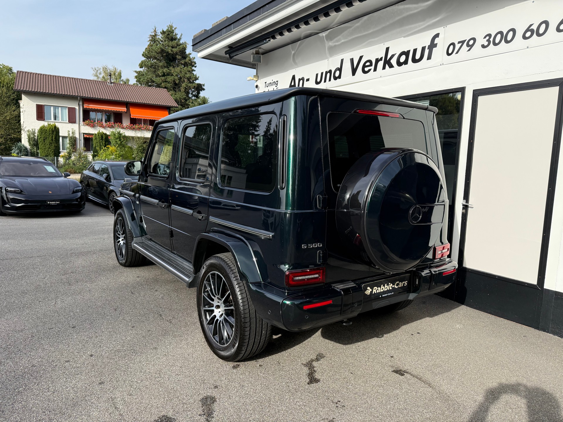 MERCEDES-BENZ G 500 AMG Line 9G-Tronic-image-3