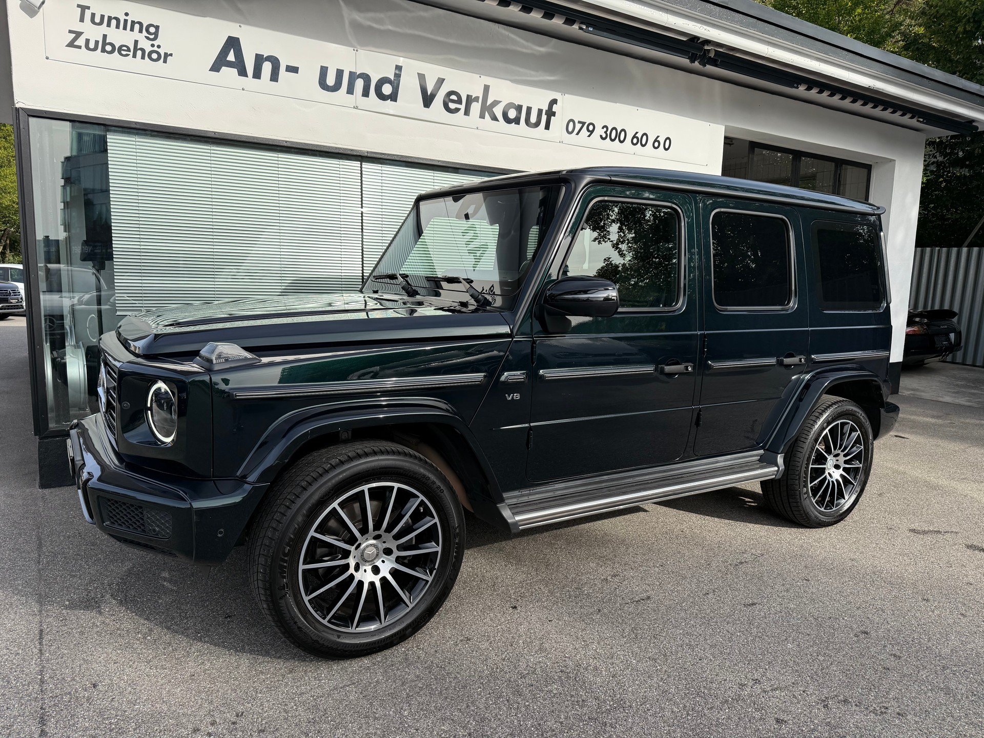MERCEDES-BENZ G 500 AMG Line 9G-Tronic-image-0