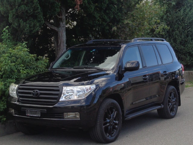 TOYOTA Land Cruiser V8 4.7 Linea Luna-image-0