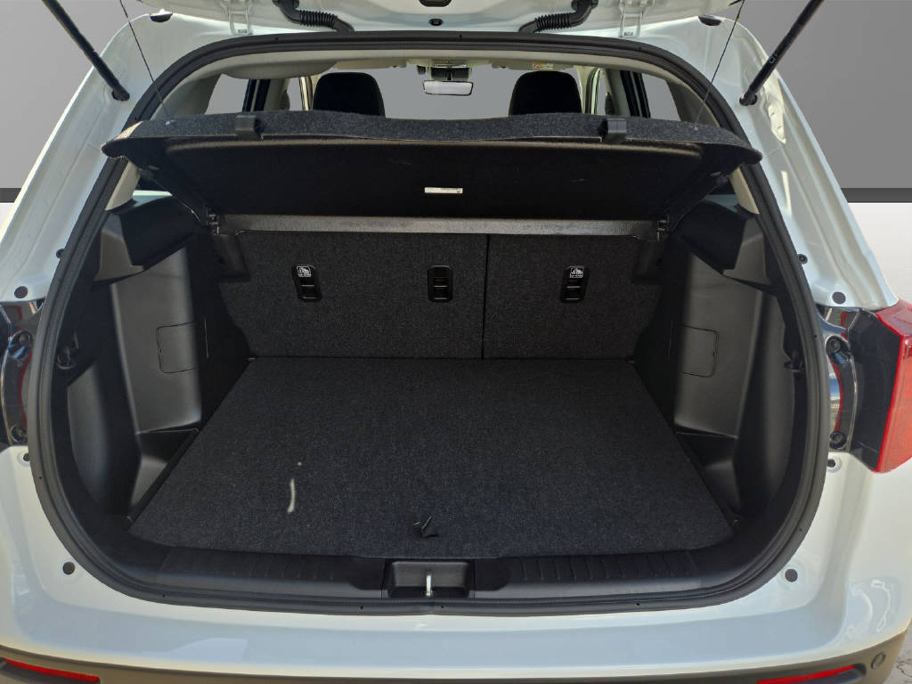 SUZUKI Vitara 1.4 T Piz Sulai Hybrid 4x4-image-12