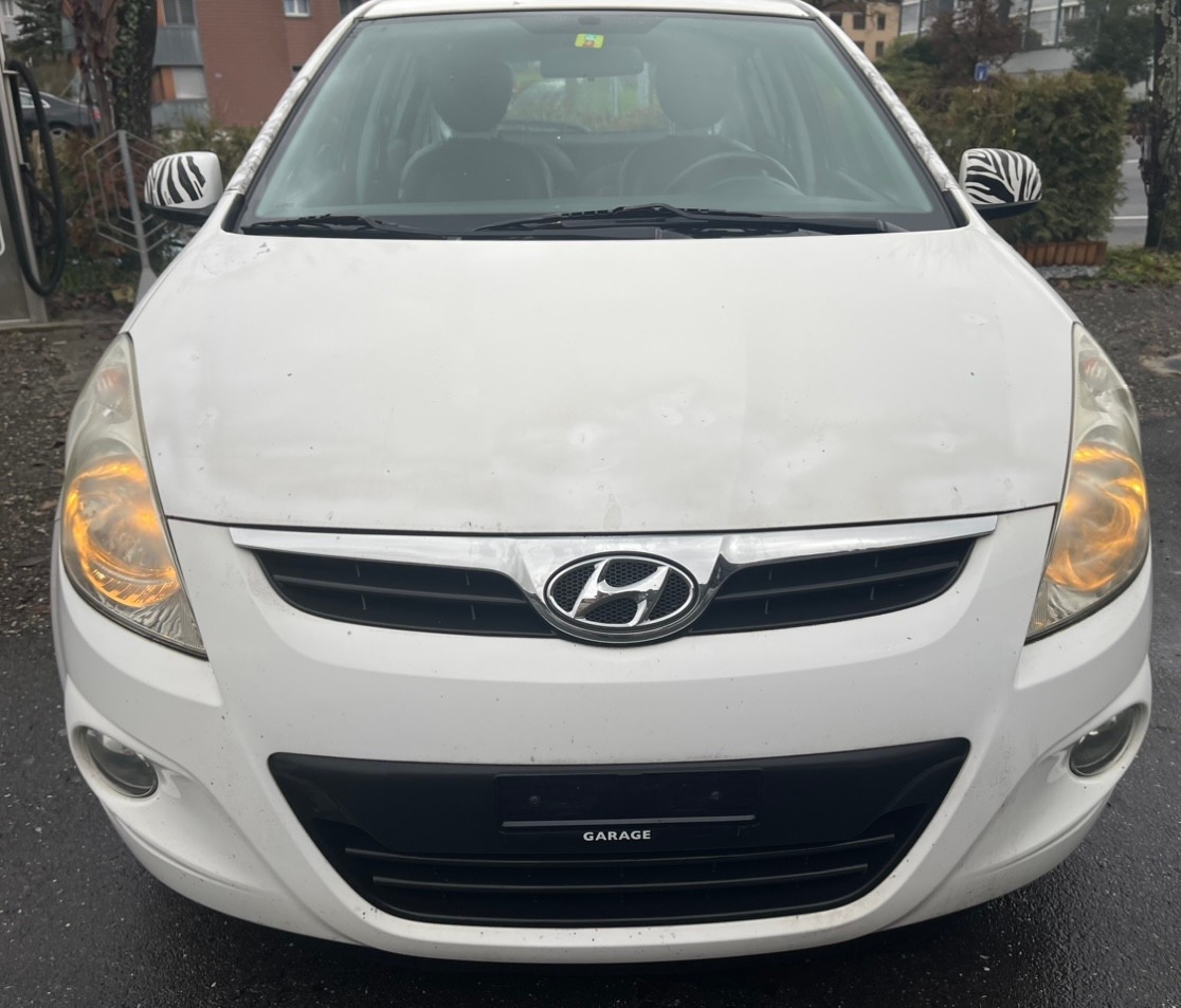 HYUNDAI i20 1.6 Premium-image-0