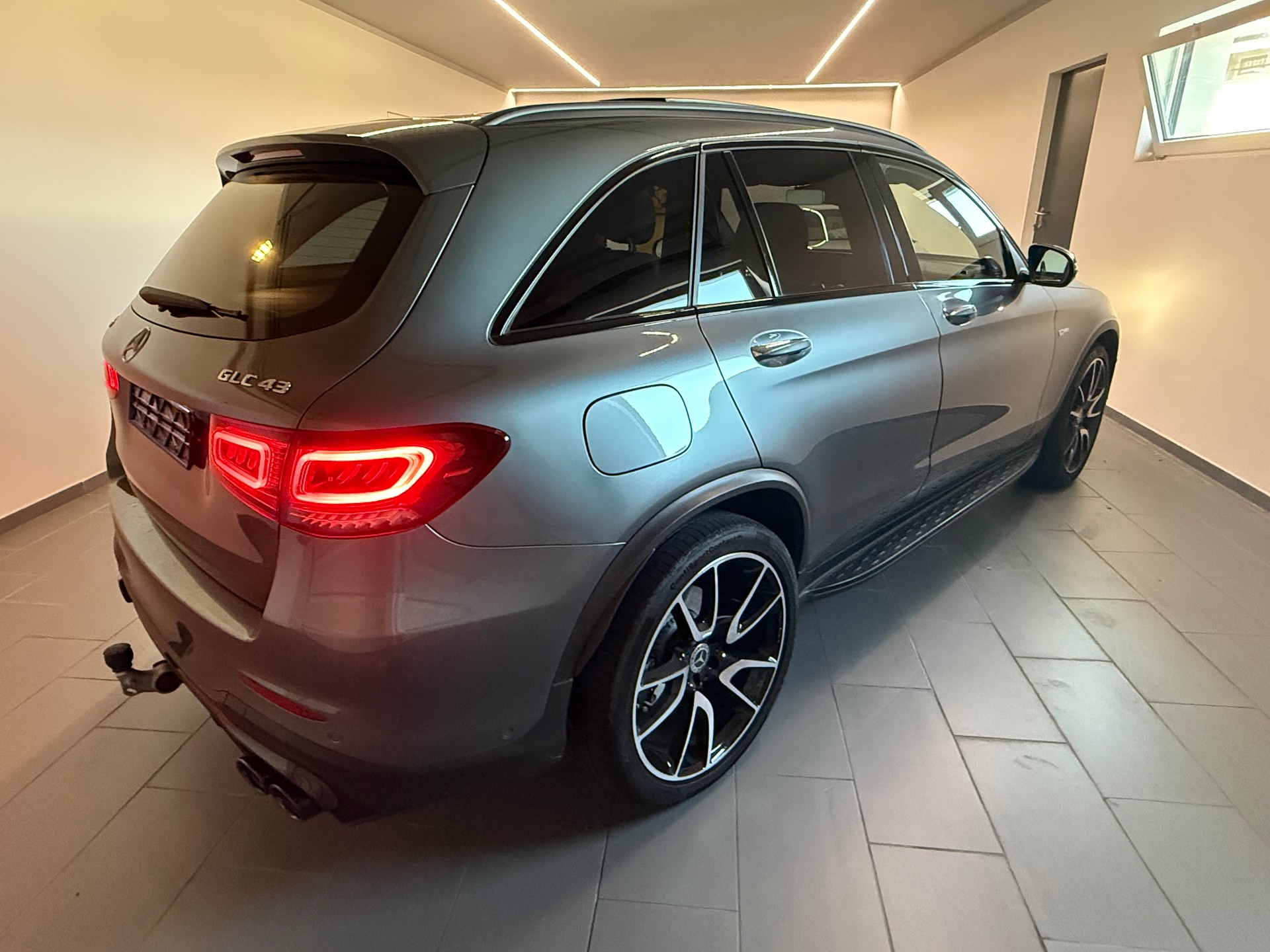 MERCEDES-BENZ GLC 43 AMG 4m-image-1