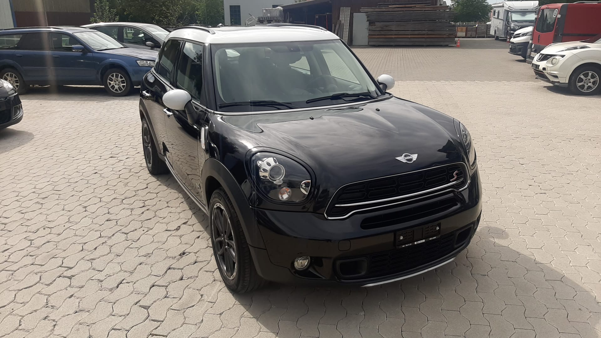 MINI Countryman Cooper S ALL4 Steptronic-image-3
