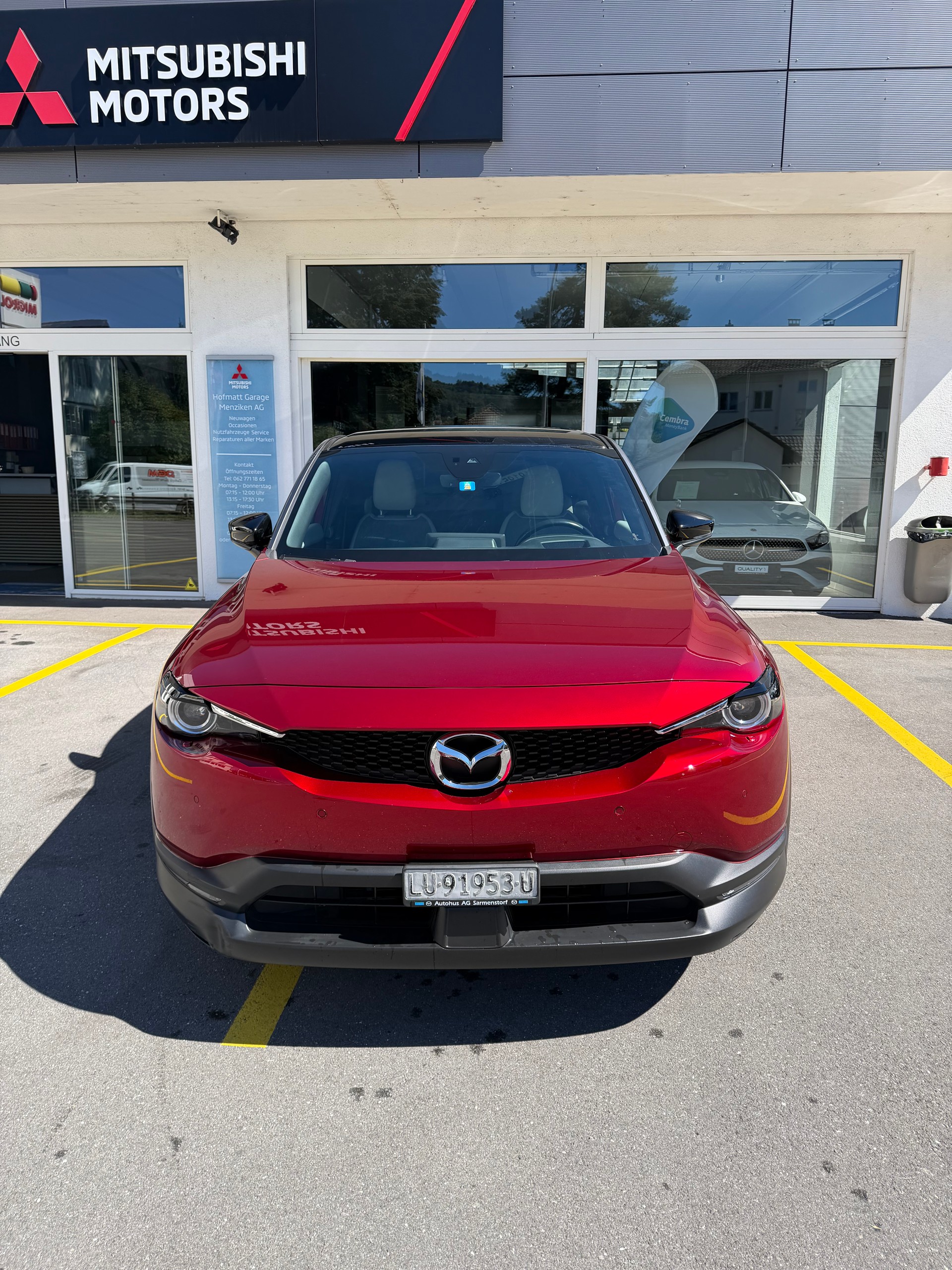 MAZDA MX-30 e-Skyactiv Ambition-image-0