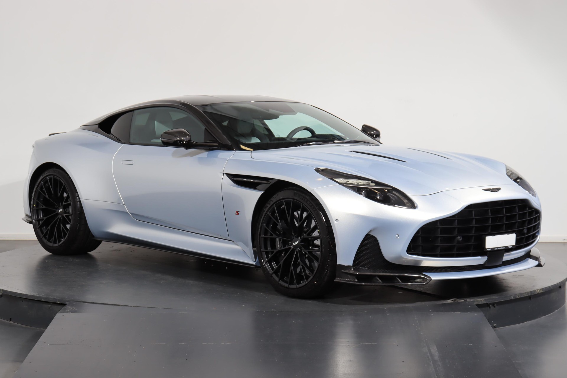 ASTON MARTIN DB12 Coupé 4.0 S V8 Bi-Turbo-image-0